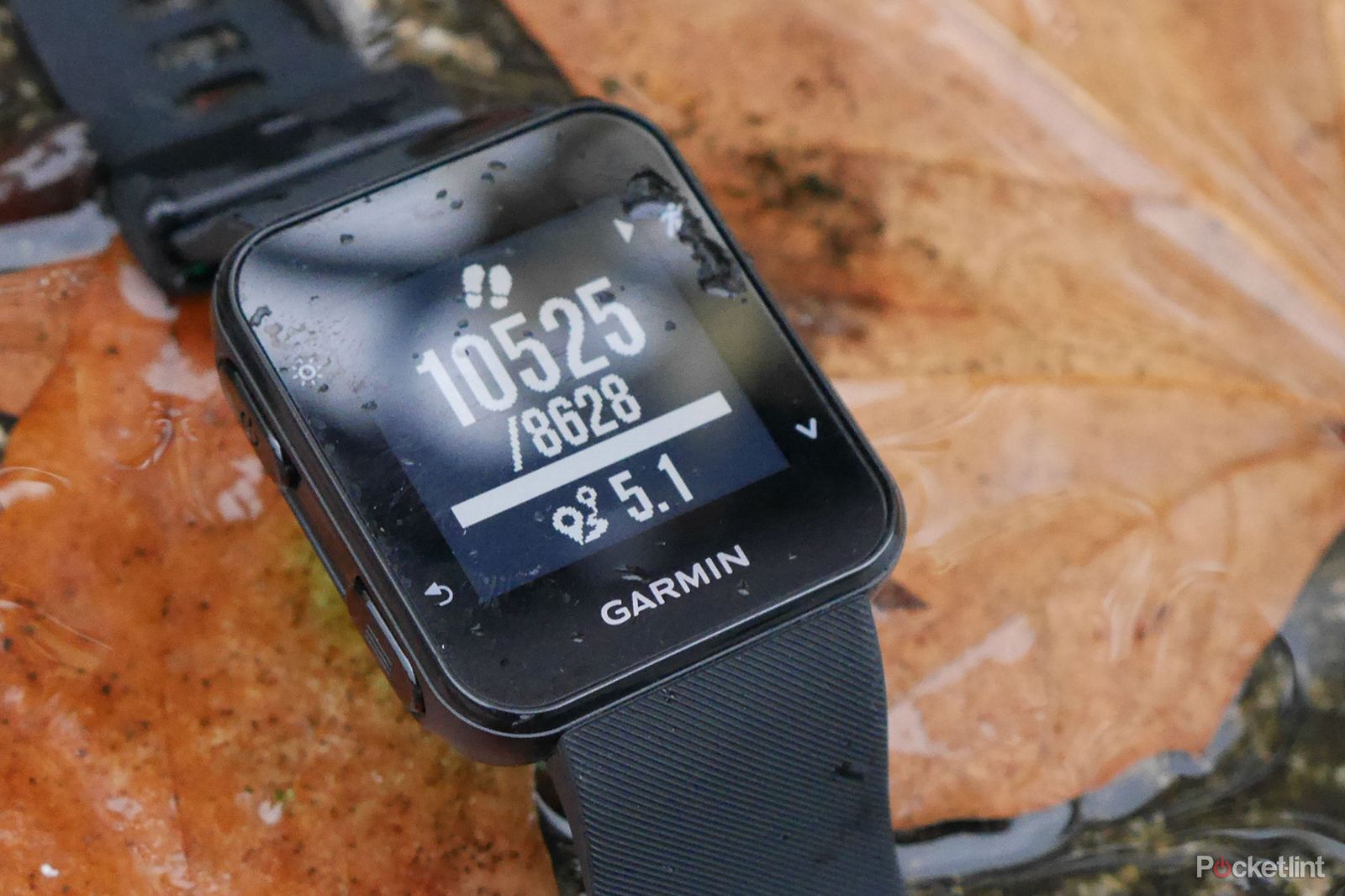 Garmin Forerunner 35 is now just £104 in Cyber Monday discount image 1