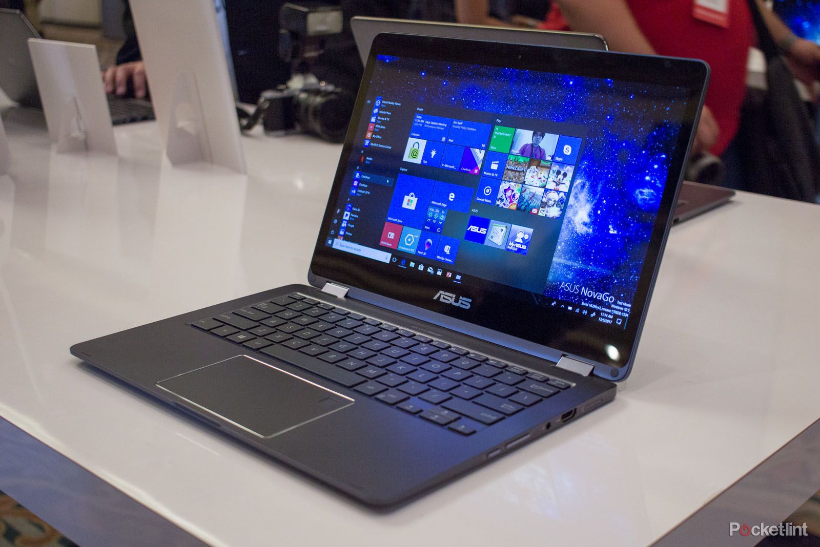 Asus NovaGo initial review Windows 10 but always connected image 1