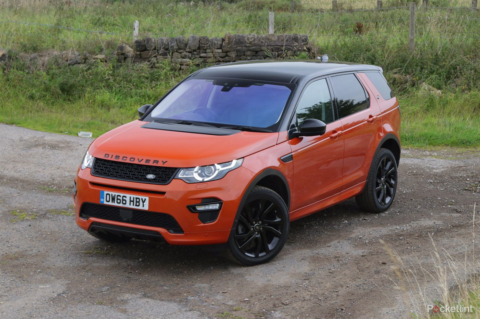 Land Rover Discovery Sport review image 6
