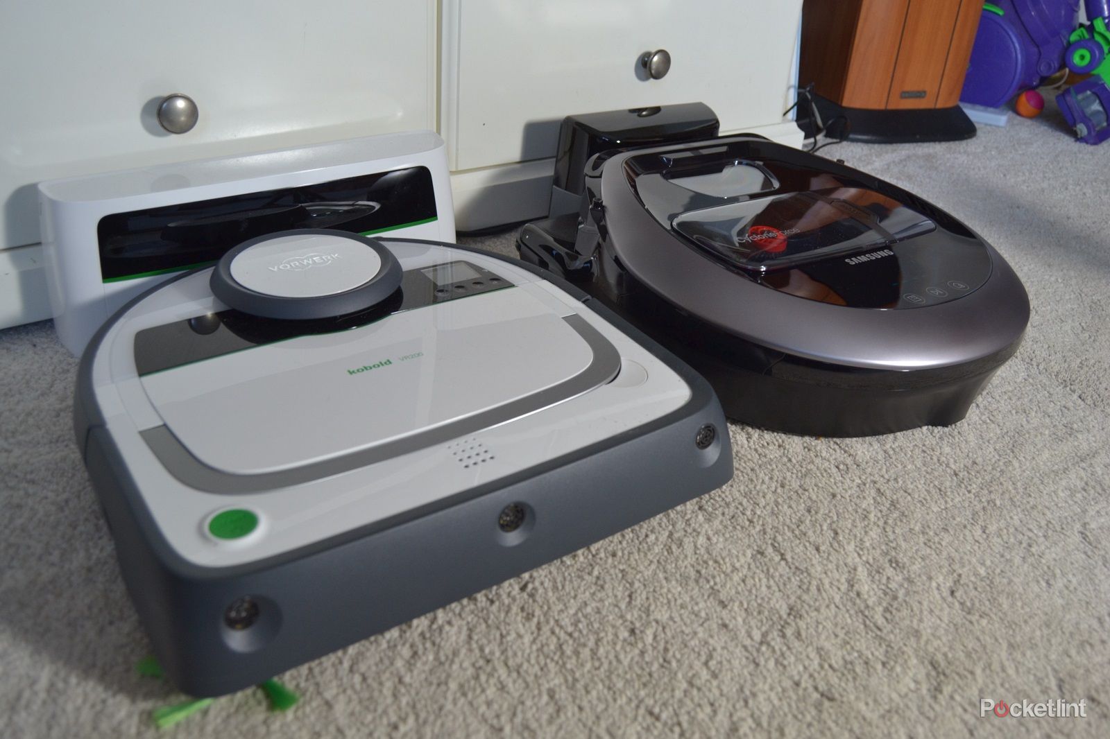 Samsung VR7000 Powerbot review This robot vacuum really sucks