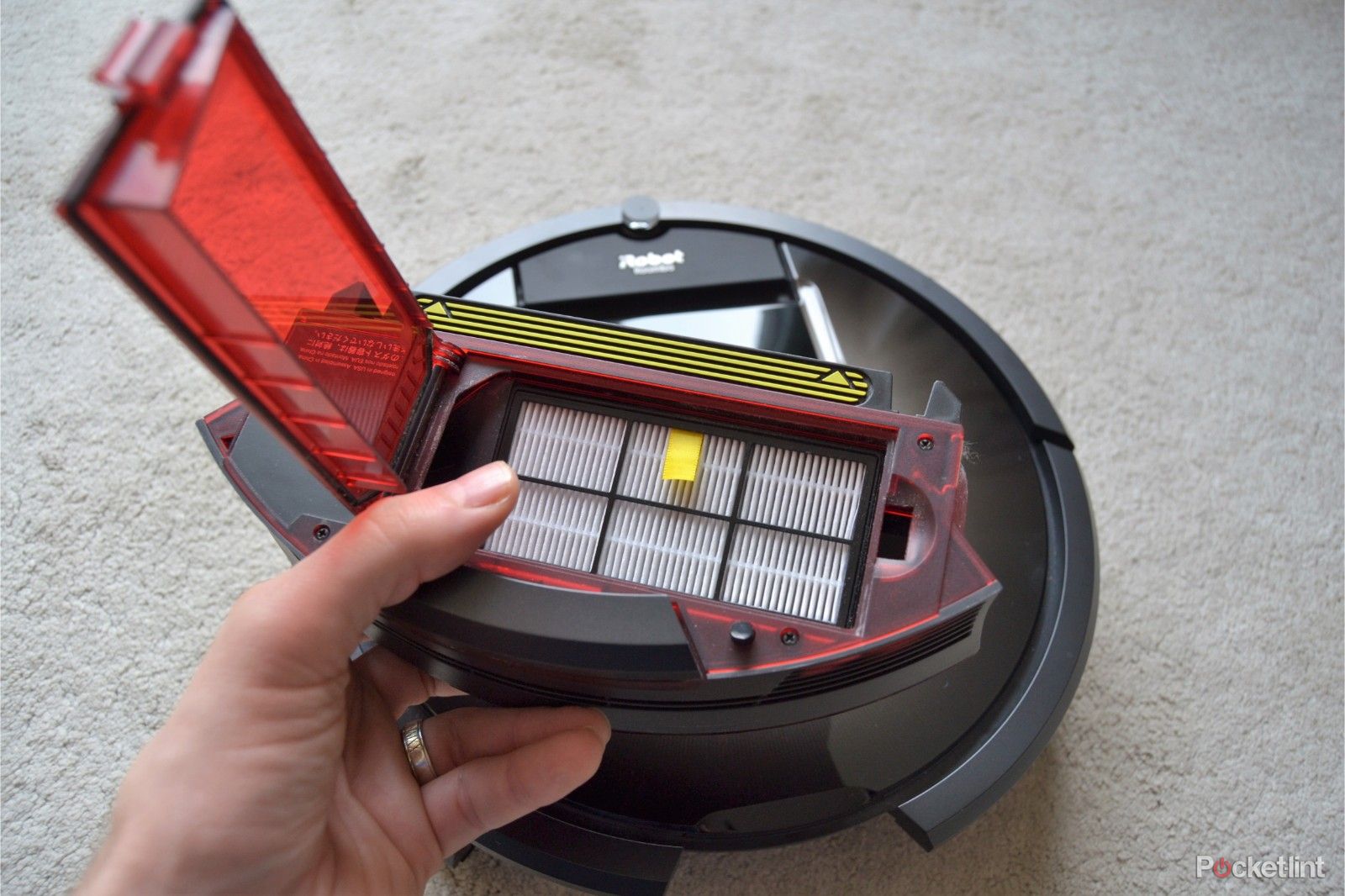 iRobot Roomba 980 robot vacuum review: The Alexa and Google