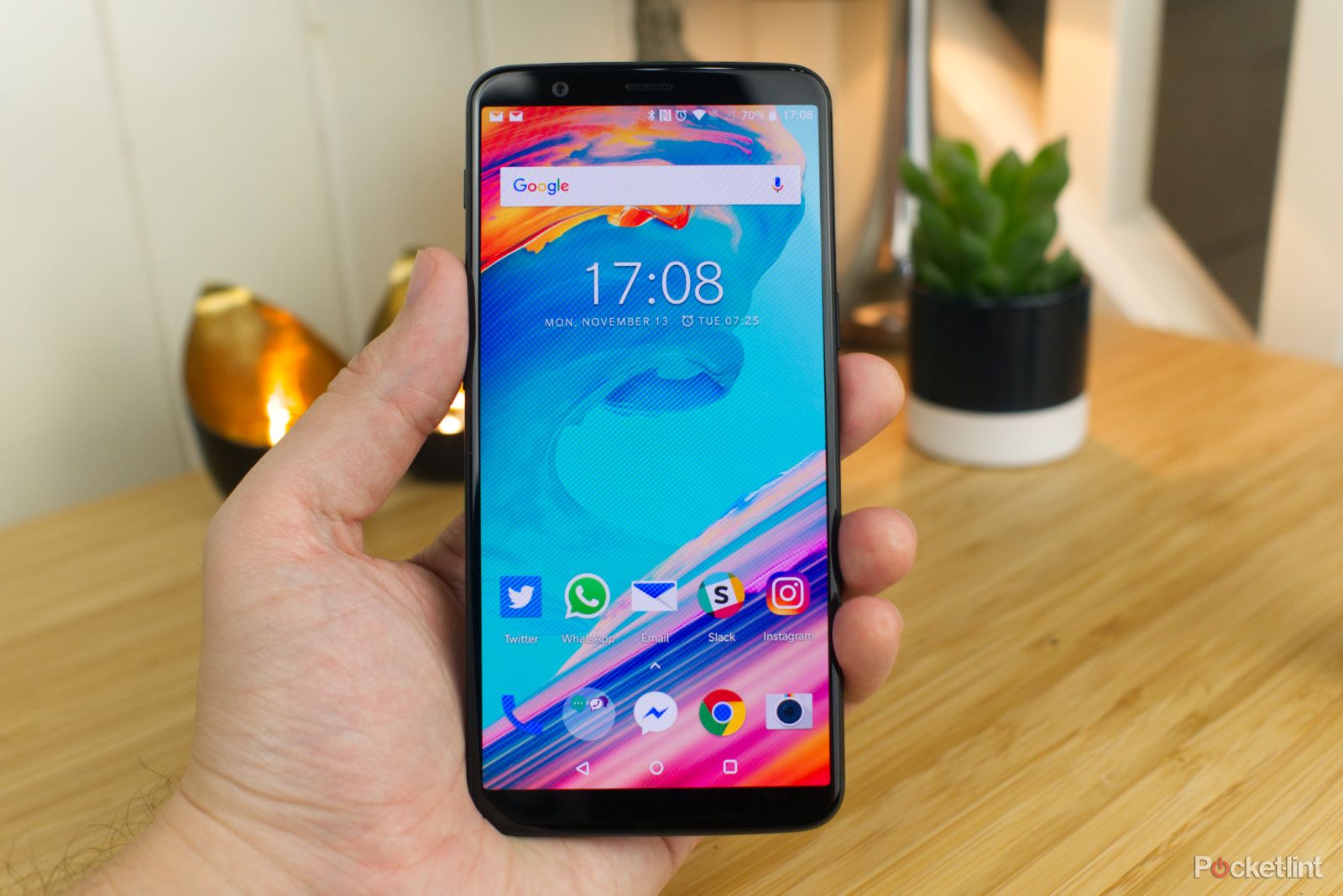 OnePlus 5T sold out but O2 still has it image 1