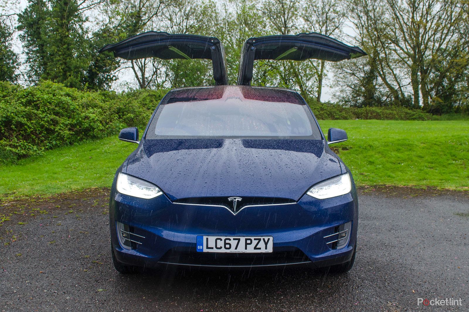 Tesla Model X with falcon doors open