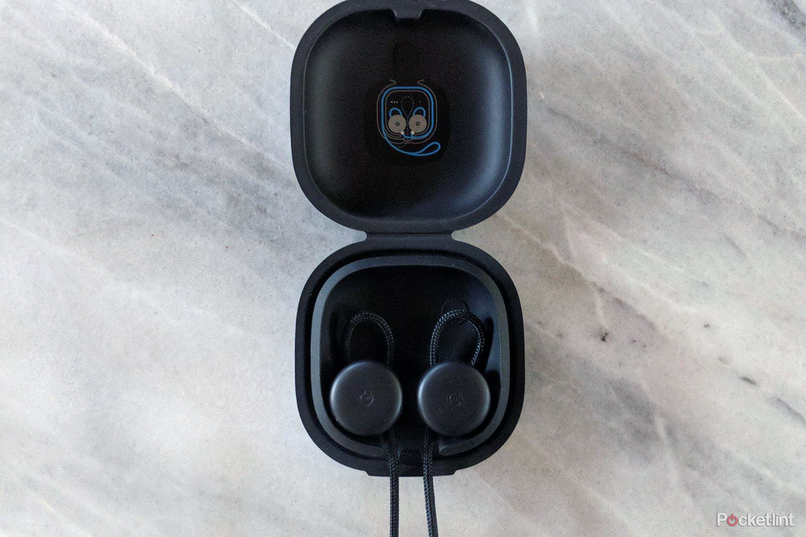 Google updates Pixel Buds with new gestures and pairing option image 1