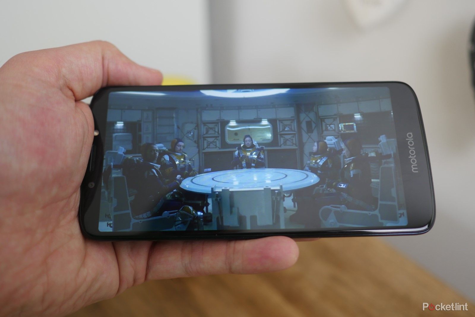 Moto G6 Play image 8