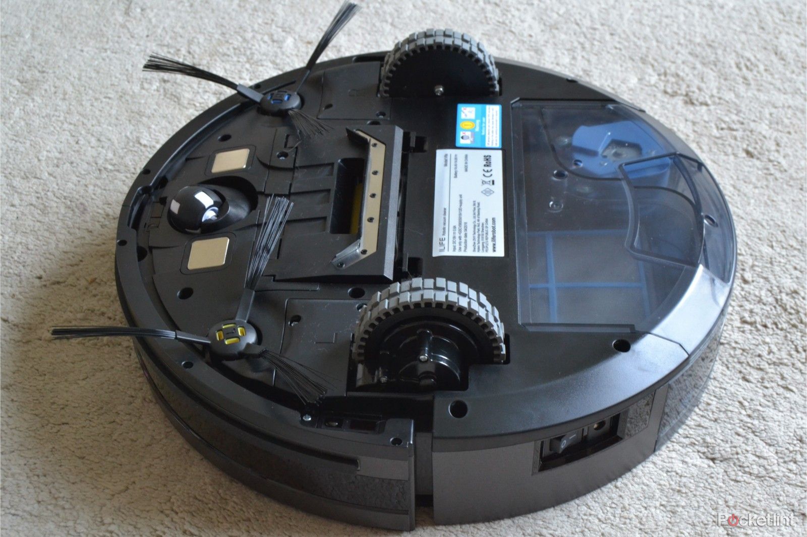 iLife V8s robot vacuum cleaner review Sucking mopping and so much more image 2