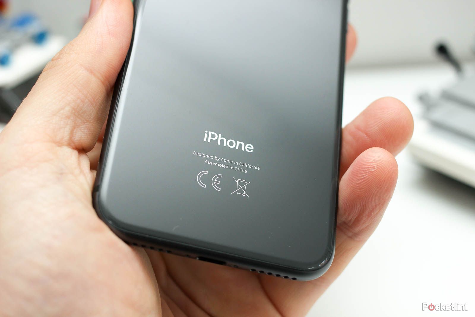 2018 iPhones to support faster charging technology says report image 1