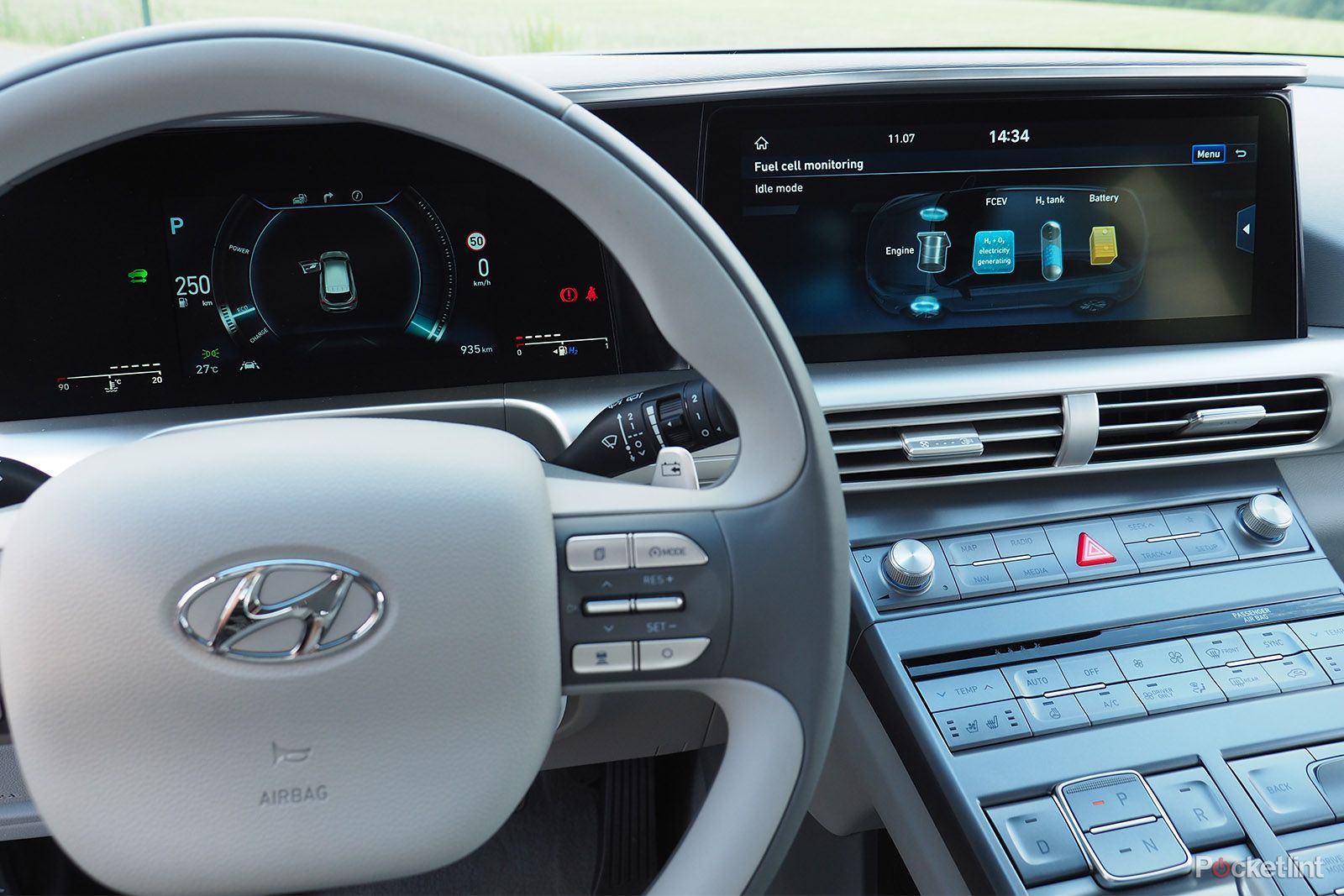 Hyundai Nexo review interior image 5