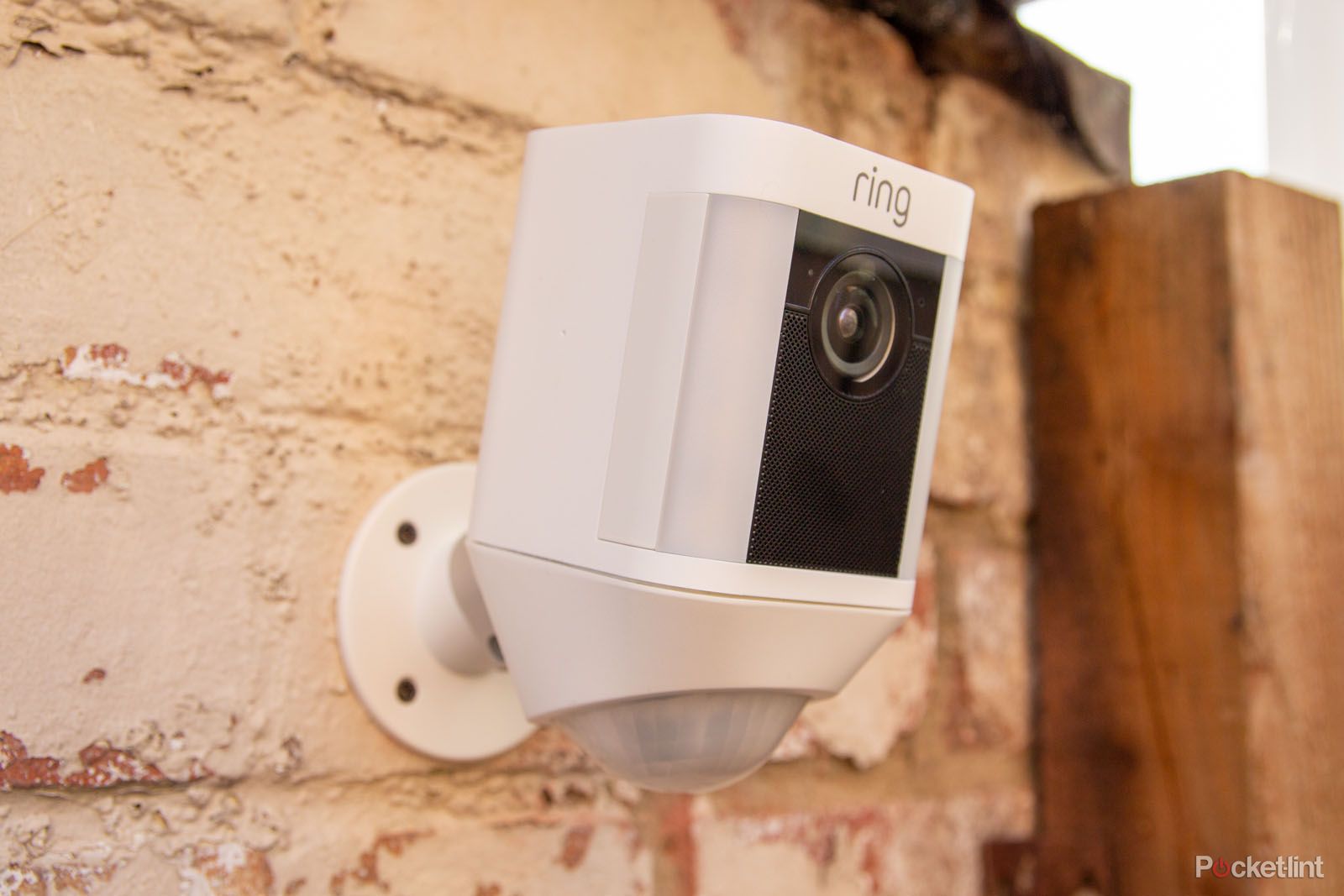 Ring Spotlight Cam Bargain Grab This Smart Home Deal And Protect Your Home For £14999 image 1