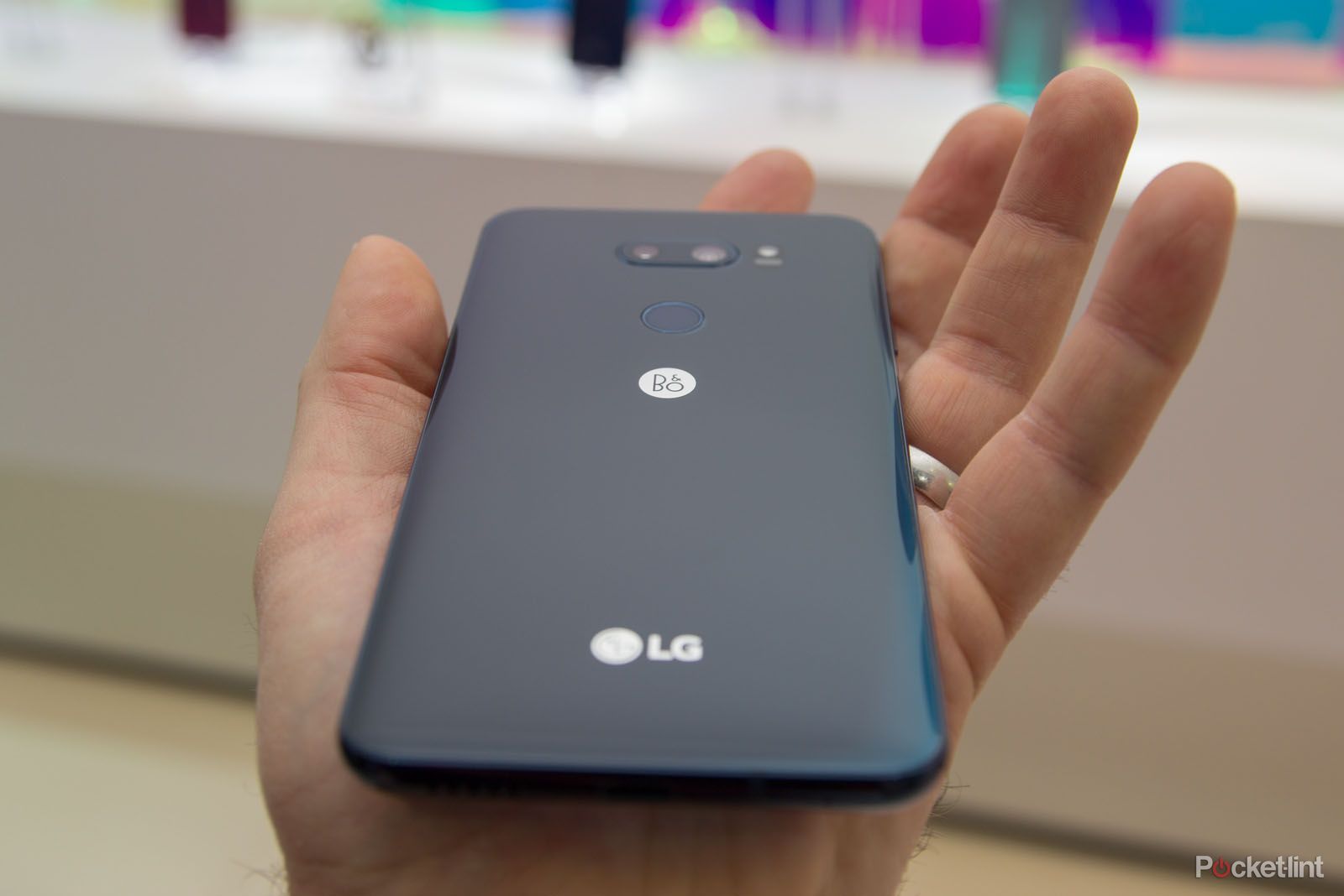 LG V40 ThinQ coming in October around same time as new iPhone image 1