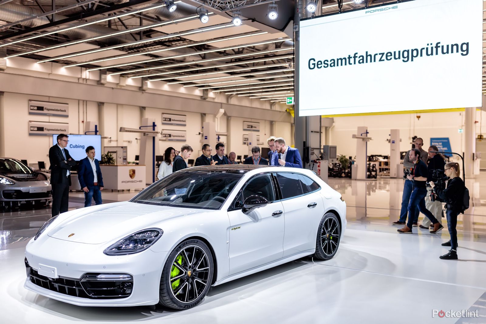 From Pokémon to Porsche How augmented reality is helping to build better cars image 1