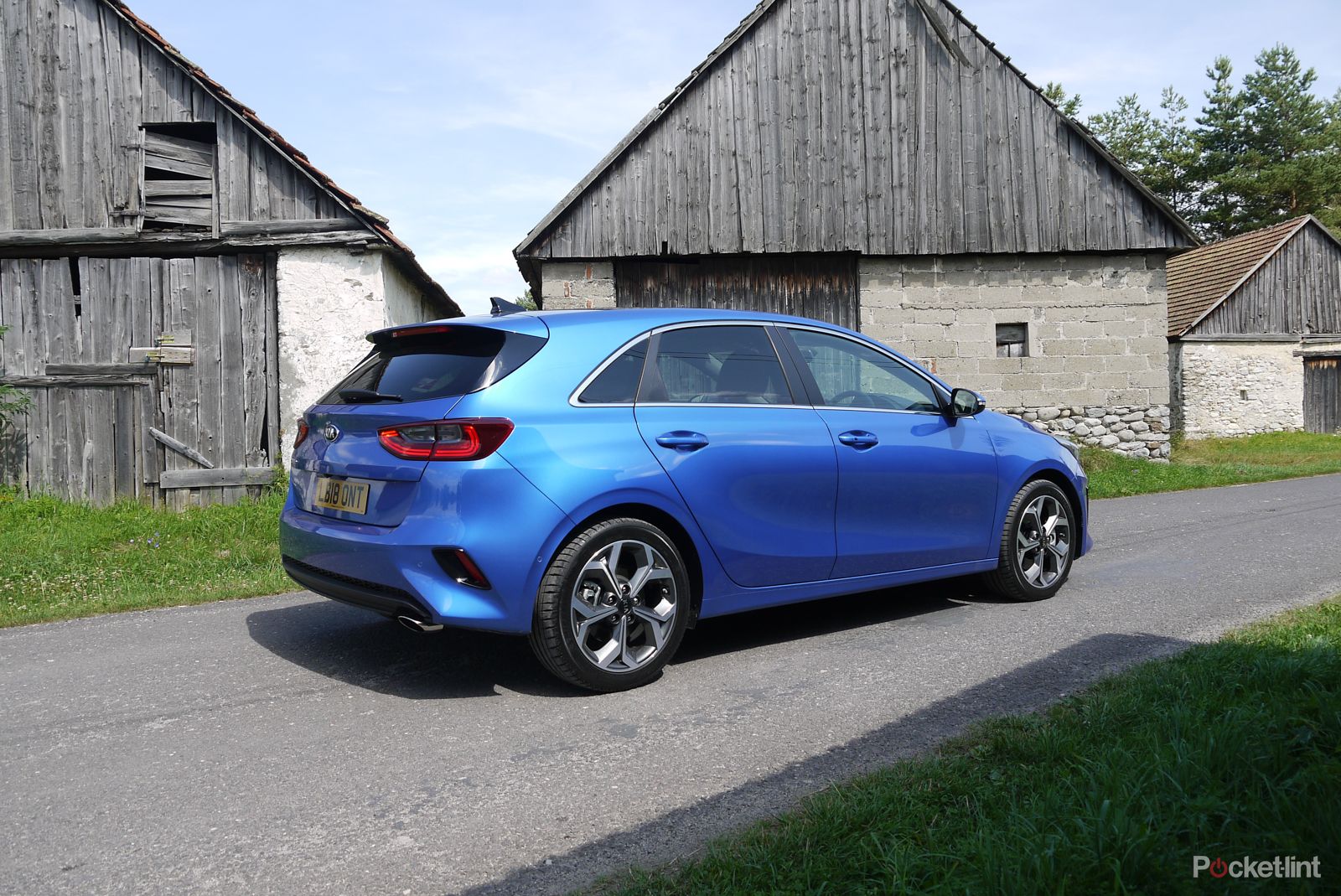 Kia Ceed Review: The Best Family Hatchback 2018?