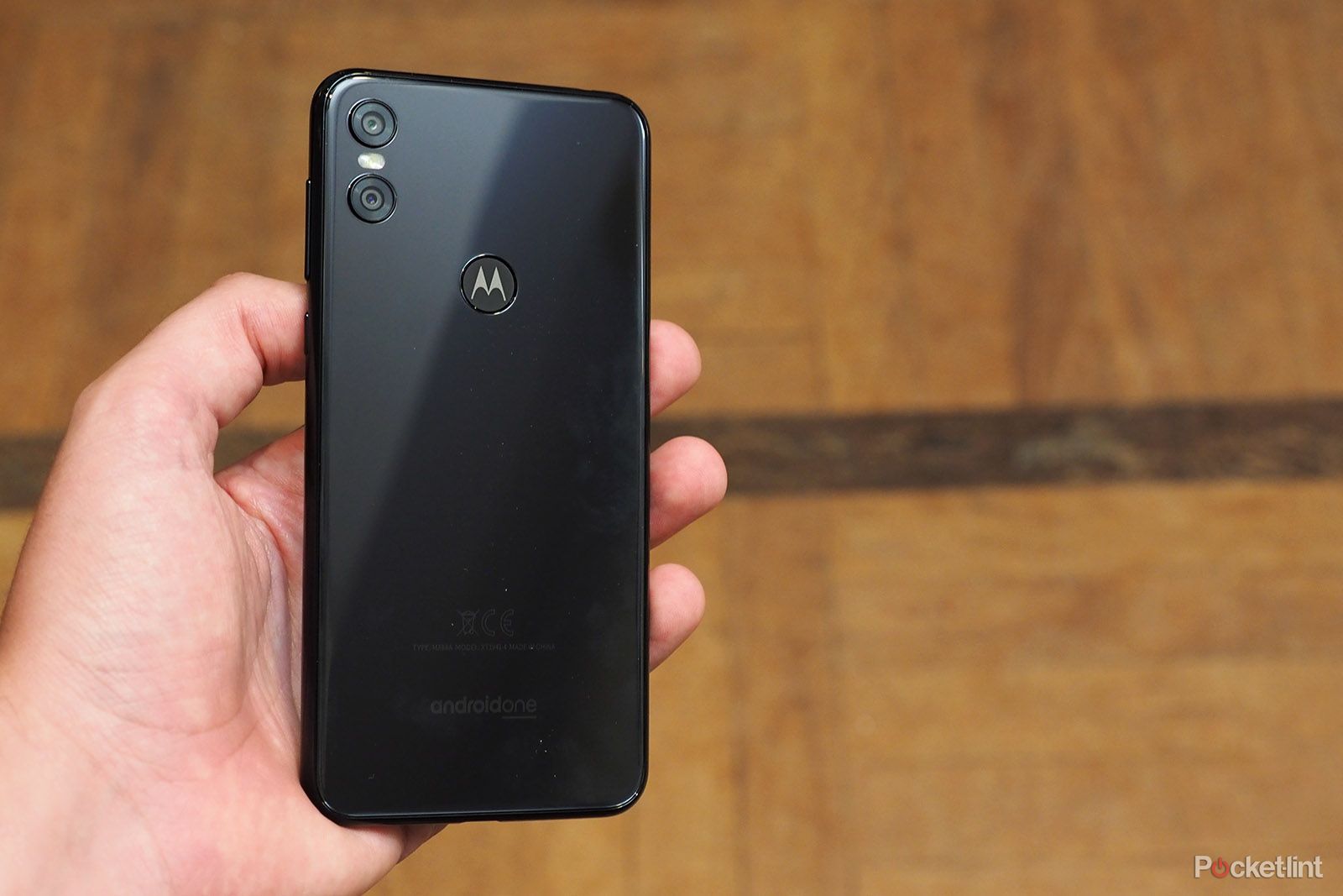 Motorola Moto One review image 2