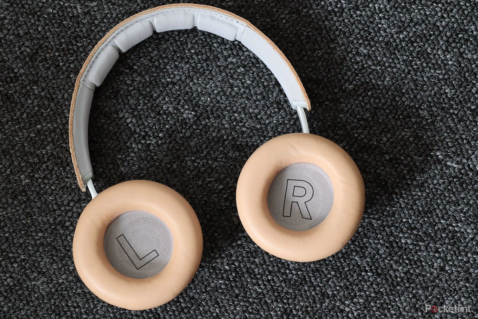 BO BeoPlay H9i review image 3