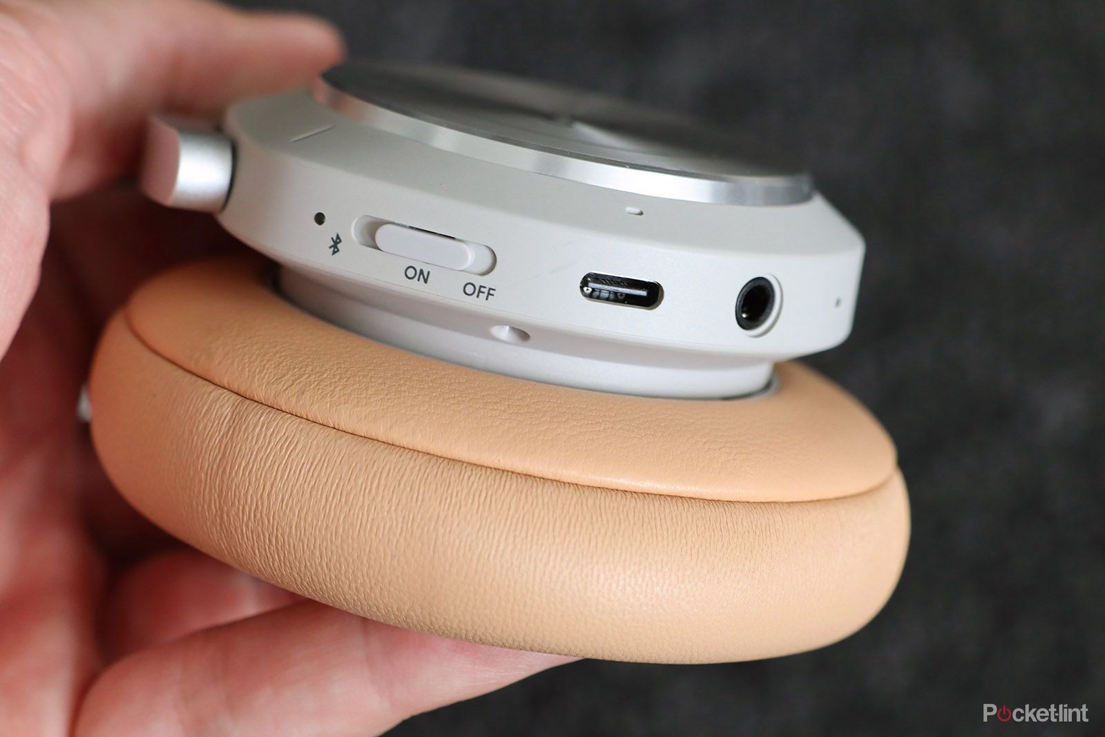BO BeoPlay H9i review image 9