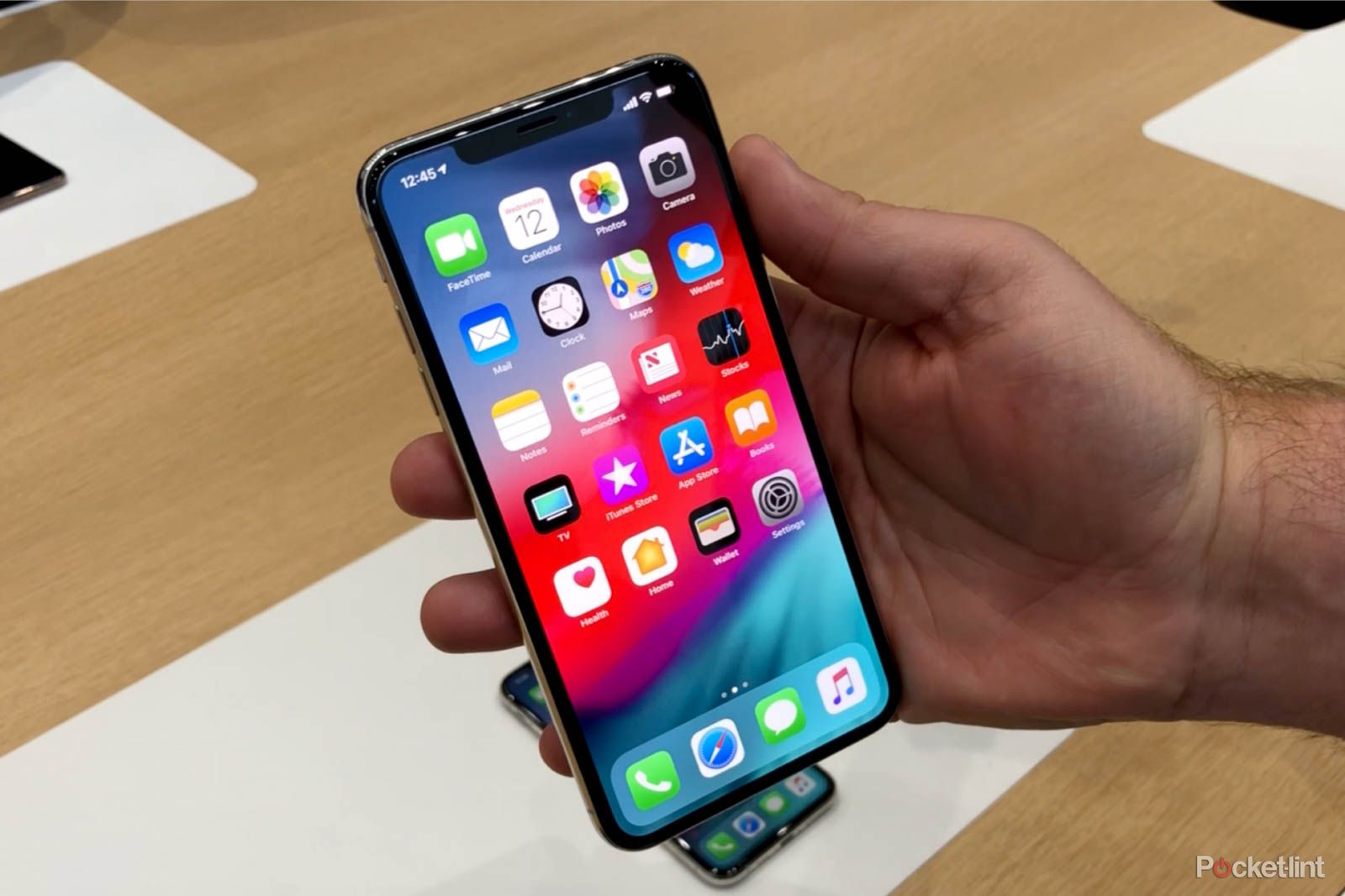 Its here Apple officially releases iOS 12 for iPhone and iPad users image 1