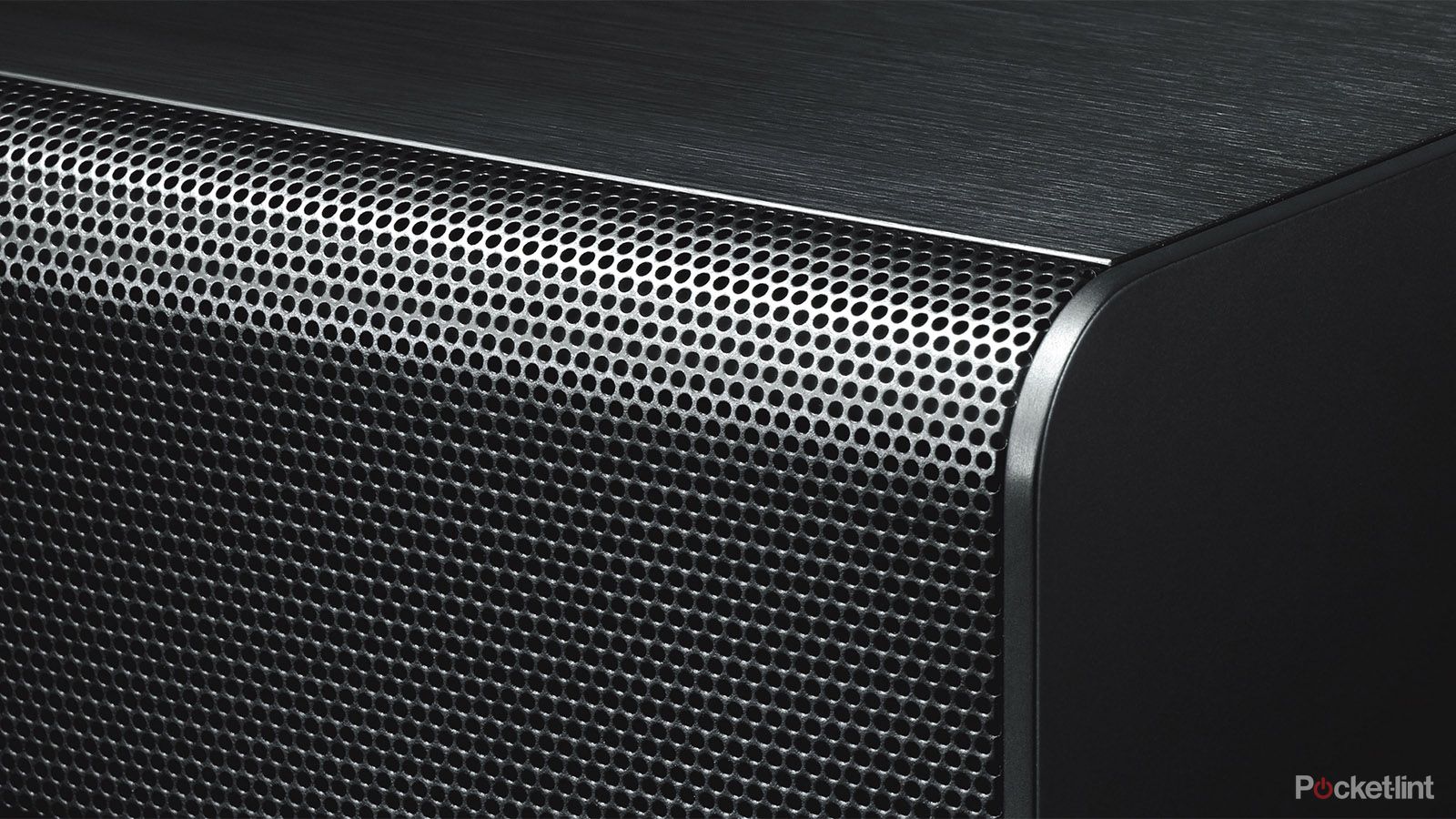 Yamaha MusicCast Bar 400 soundbar review studio image 1