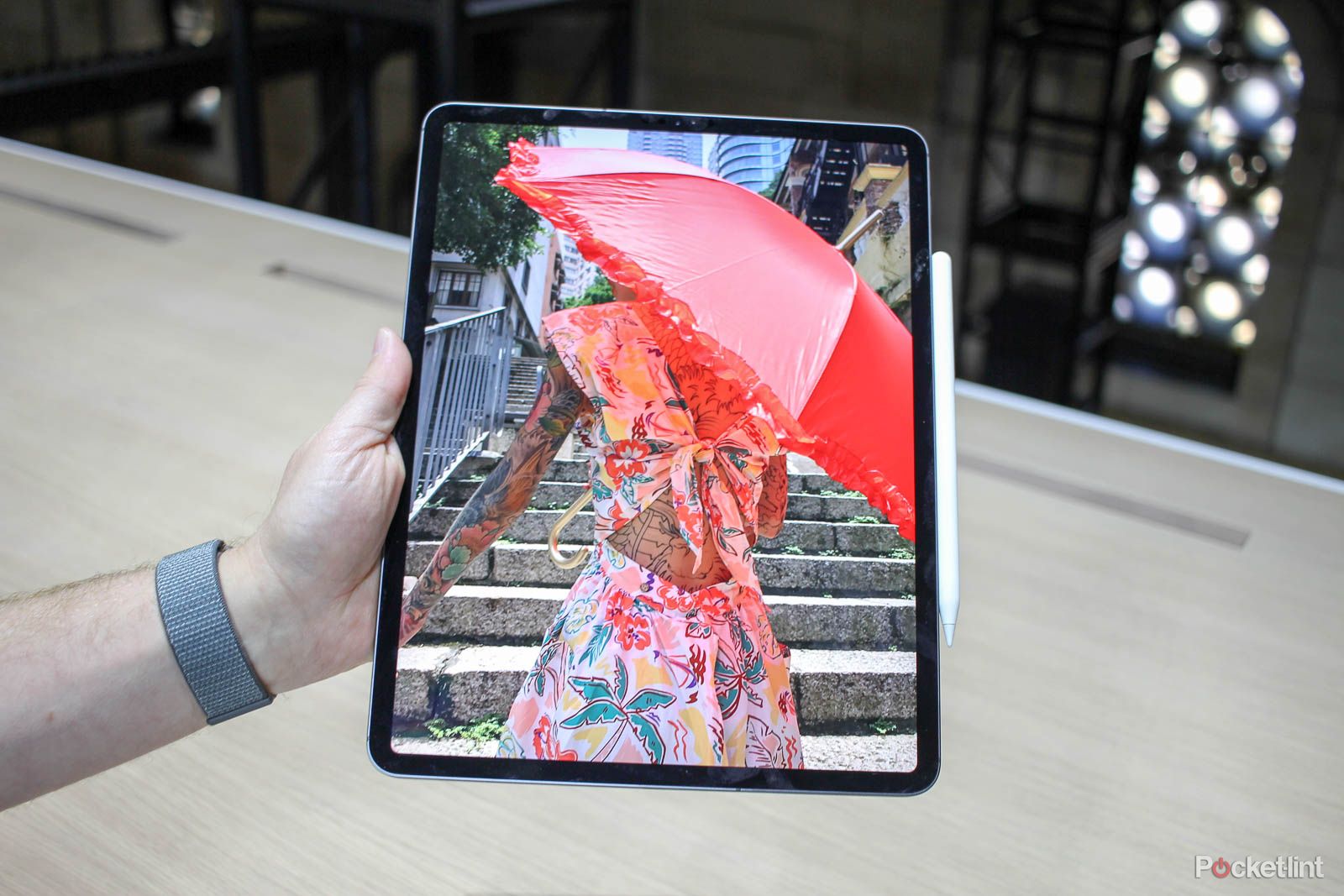 Los iPad Pro 2024 con pantalla OLED serán mucho más delgados