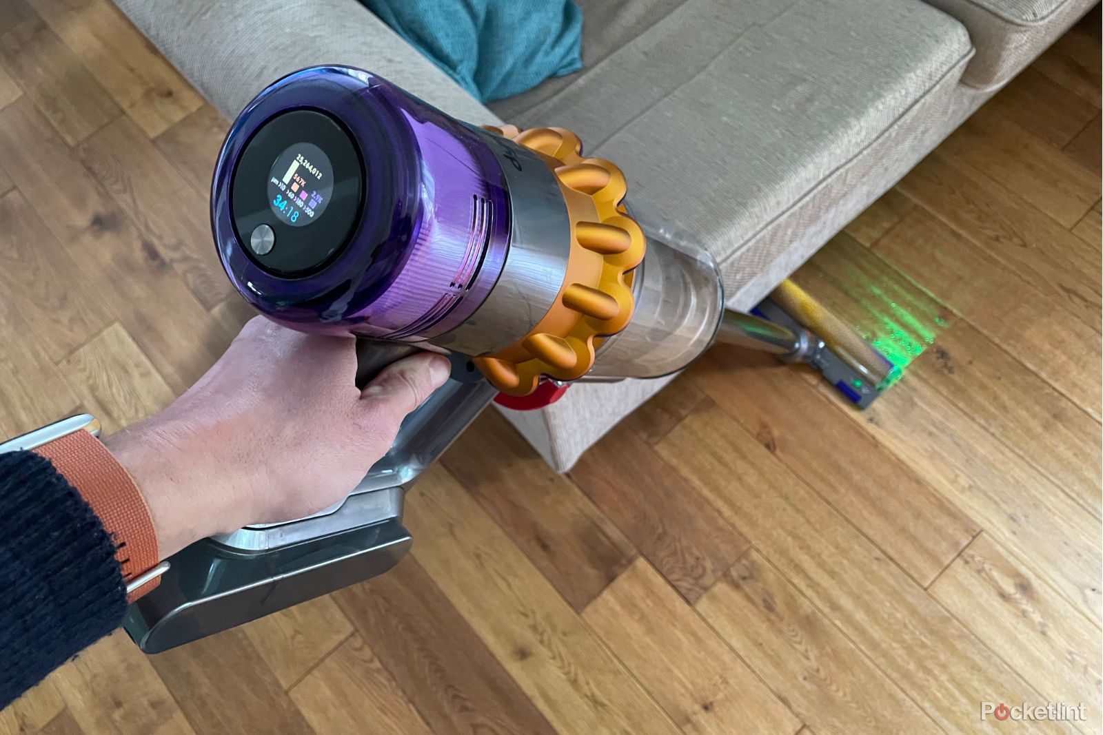 Esta es la aspiradora sin cables más ligera de Dyson: así puedes