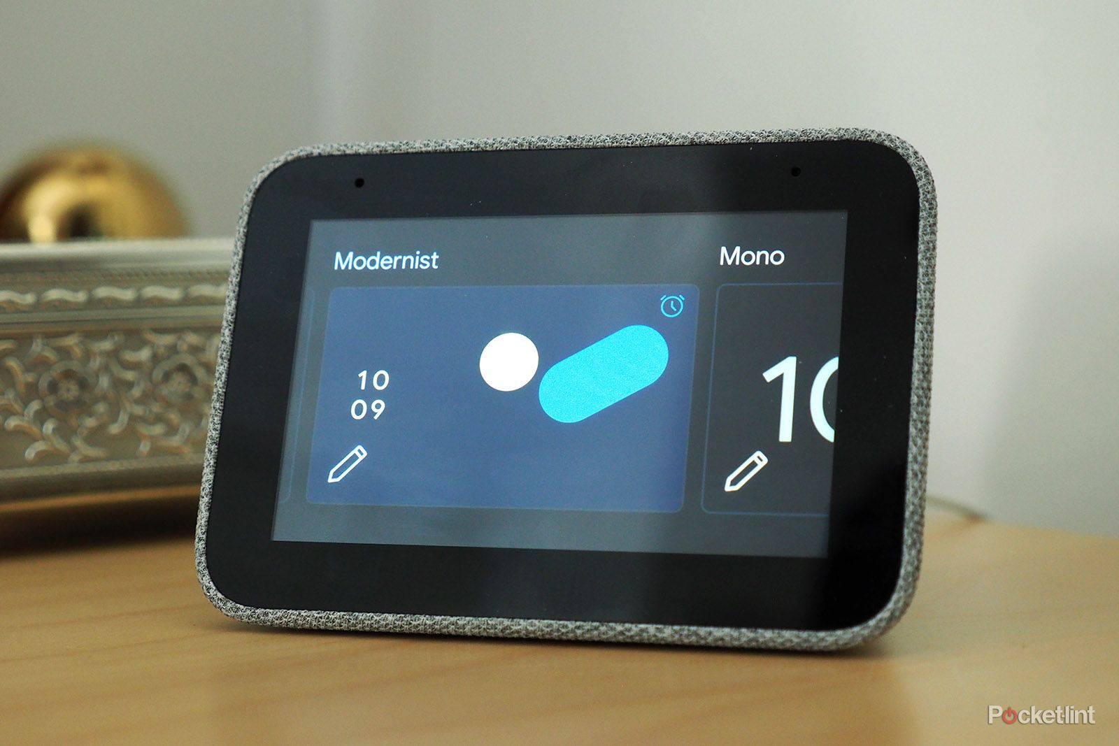 Lenovo Smart Clock review: Alarm clocks just got interesting