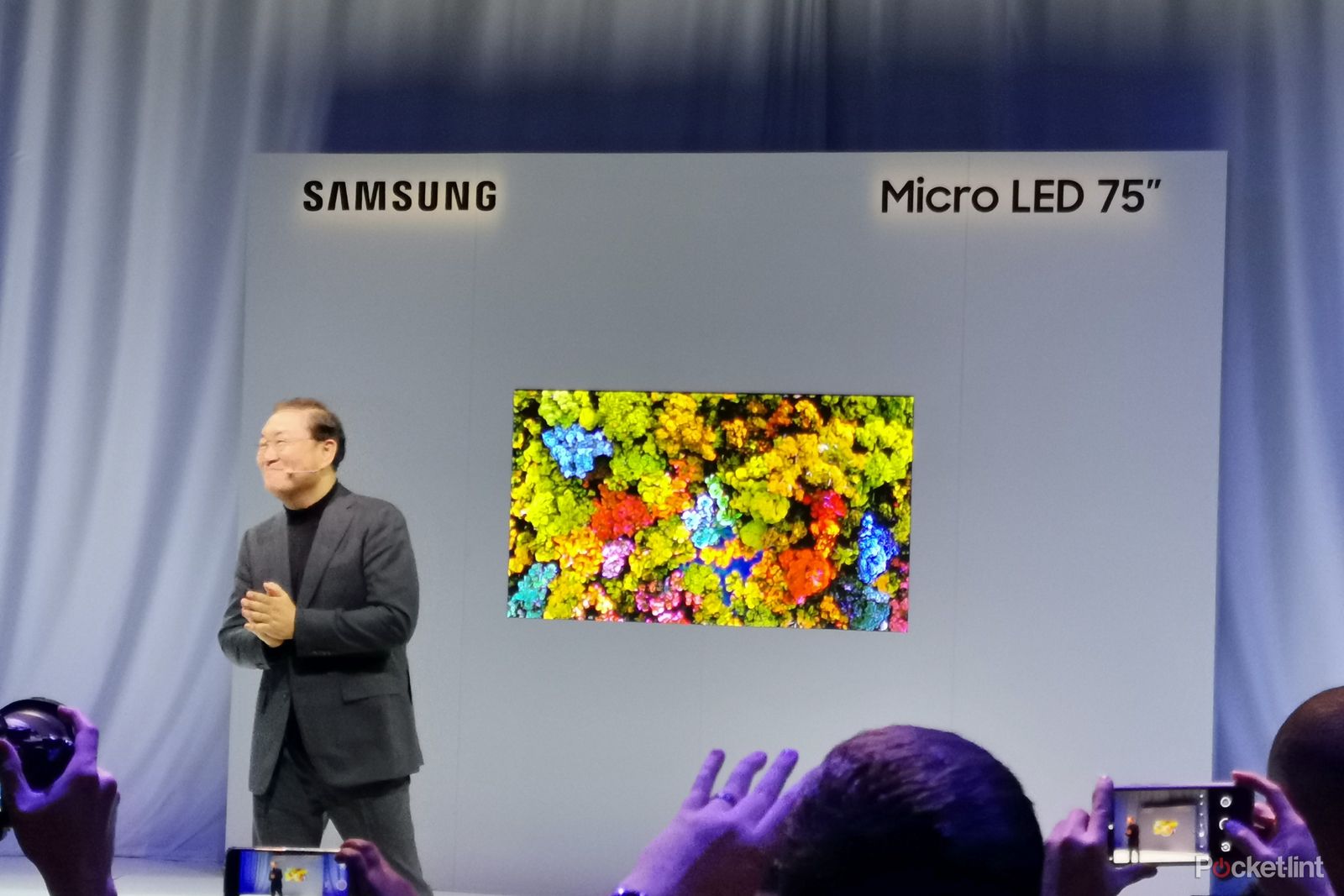 Samsung shows off 75-inch version of its MicroLED Wall TV image 1