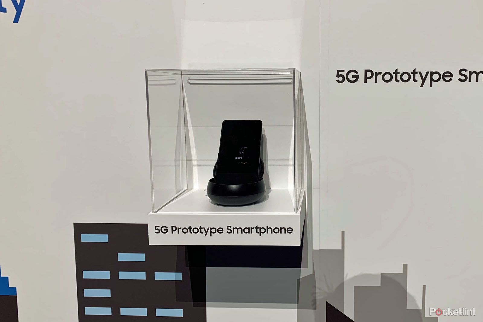 5G handsets were at CES 2019 but smartphones werent driving the agenda image 2