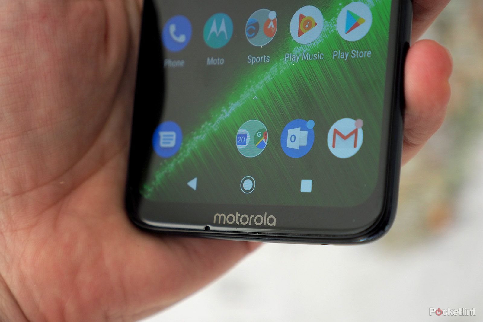 Motorola Moto G7 Plus review details image 7