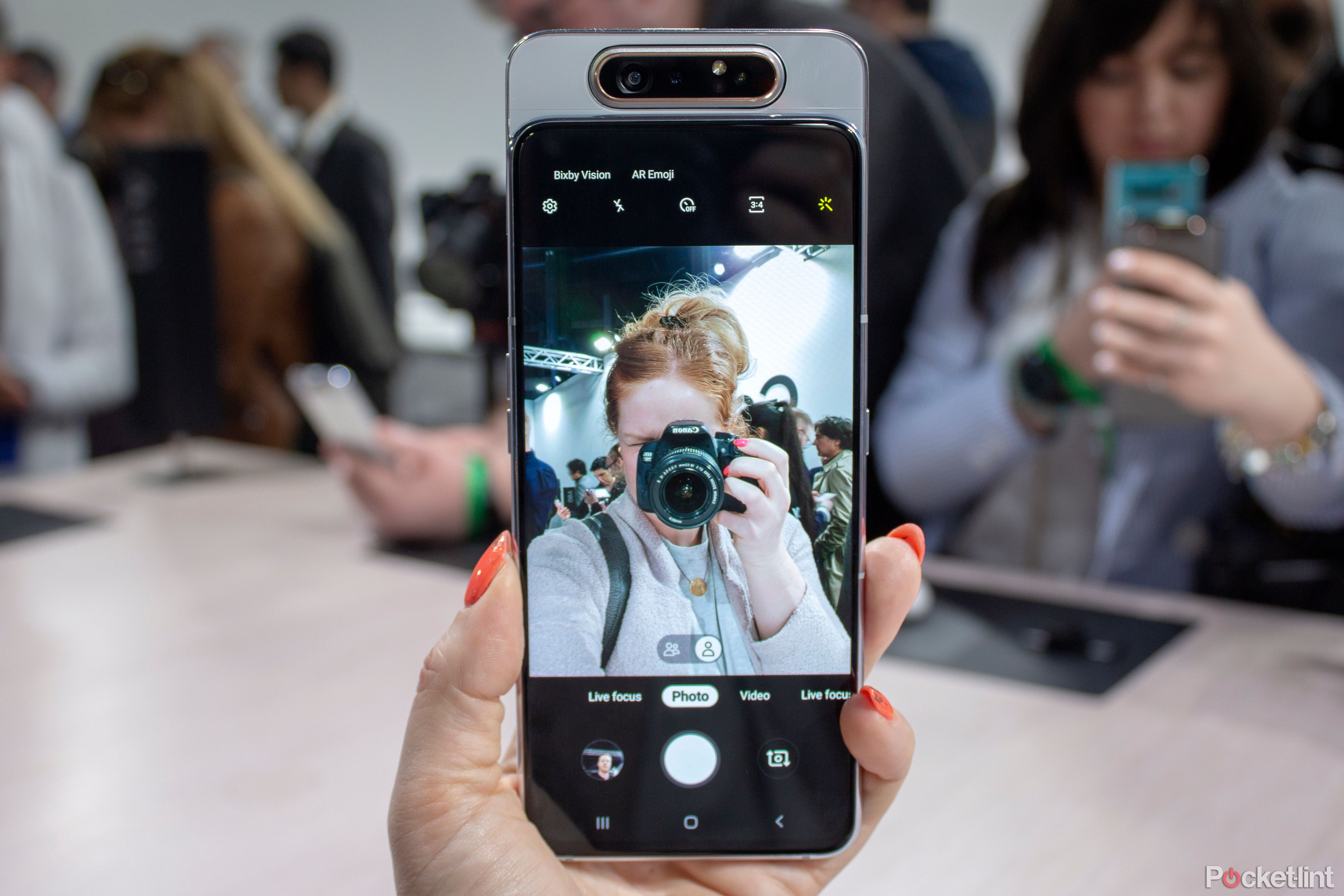 Samsung Galaxy A80 initial review product images image 15