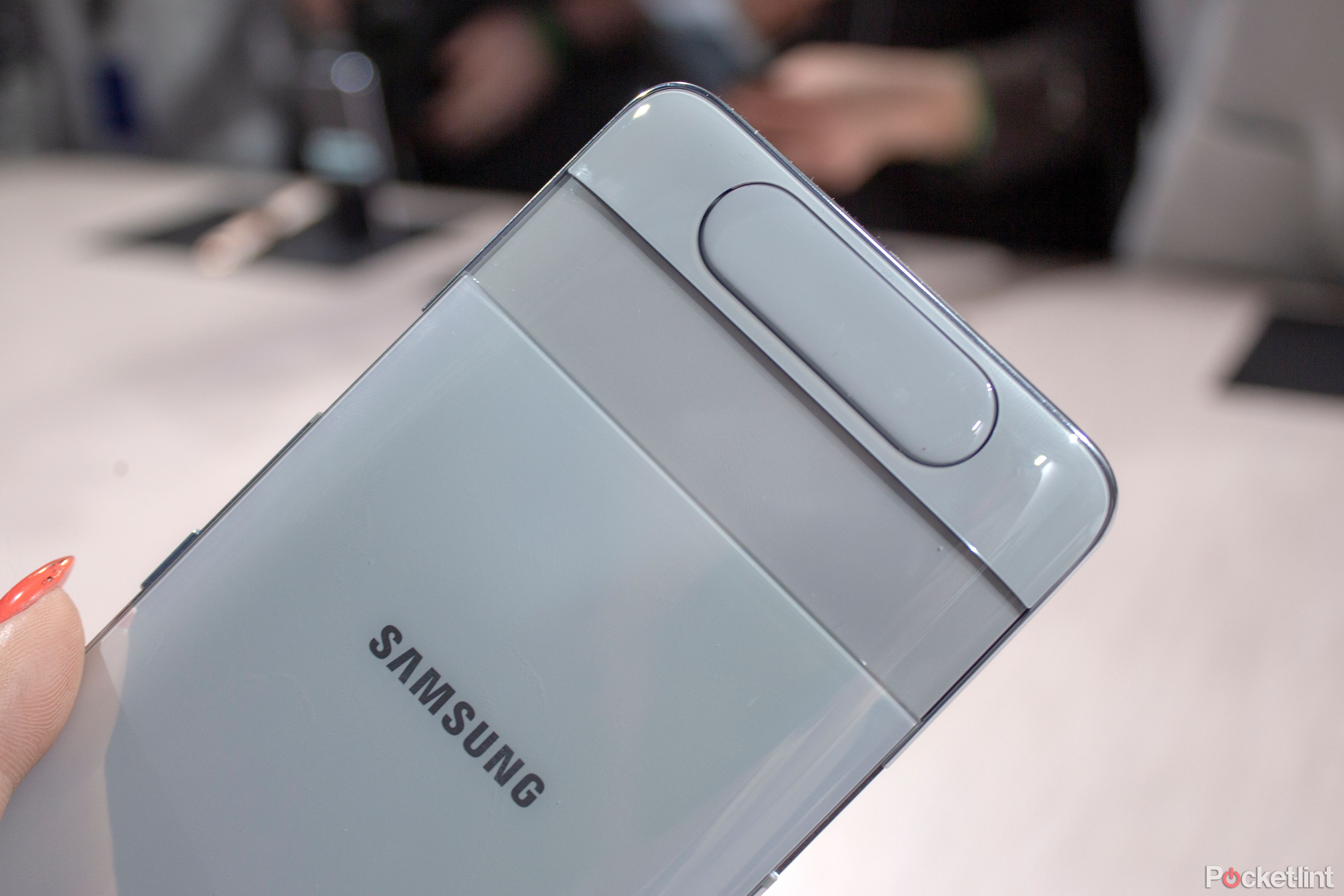 Samsung Galaxy A80 initial review product images image 20