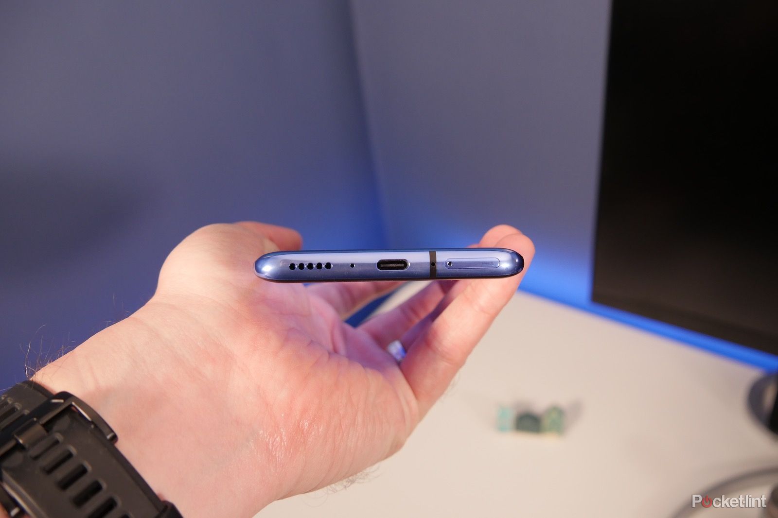 OnePlus 7 Pro review device image 4