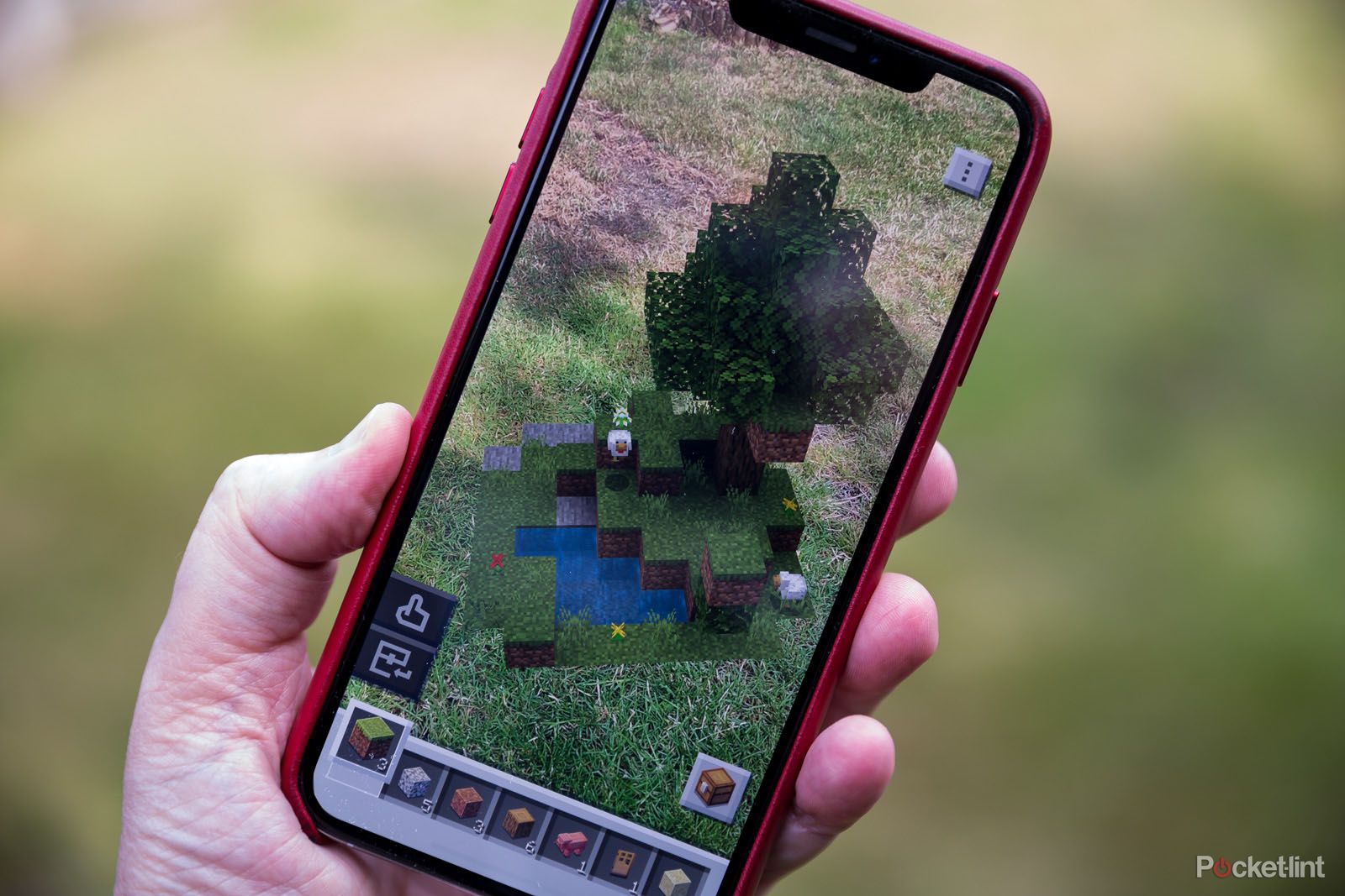 Minecraft Earth AR Game Announced for Android, iOS; Registrations