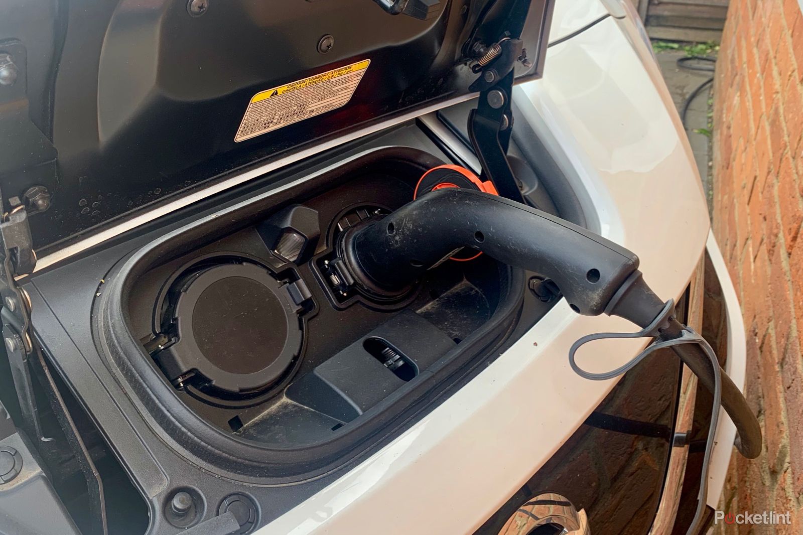 Electric dreams and home charging The Nissan Leaf meets PodPoint image 2