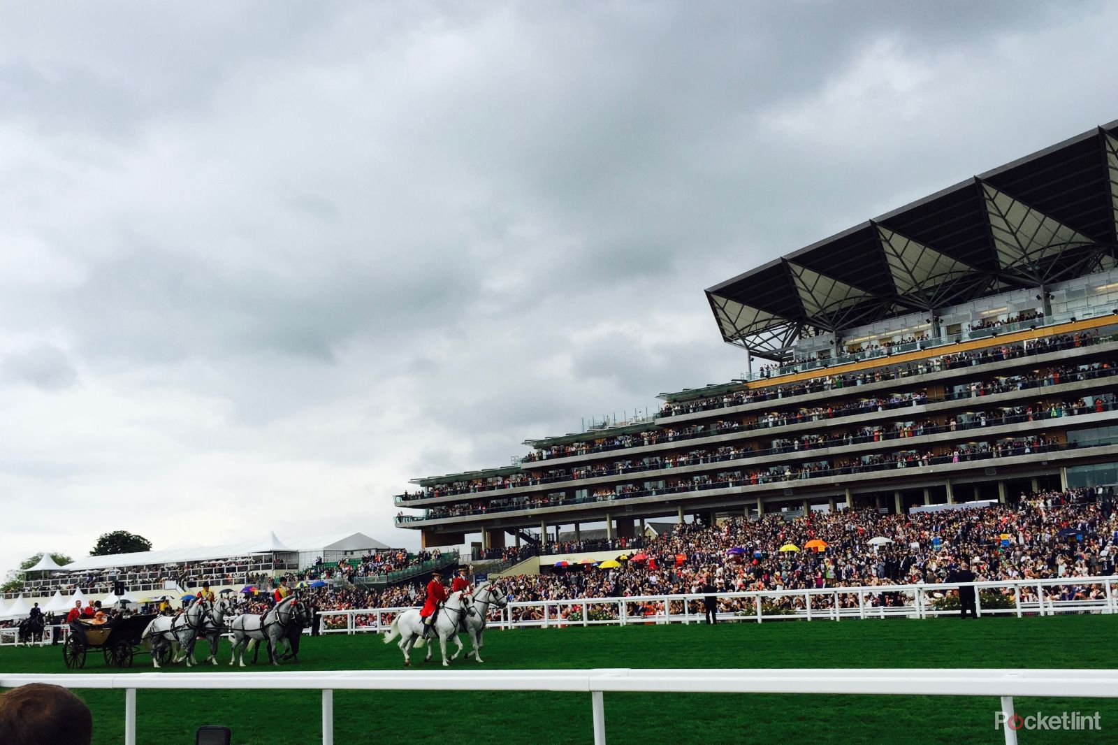 Ascot Racecourse offers iPhone and Apple Watch ticketing ahead of Royal Ascot image 1