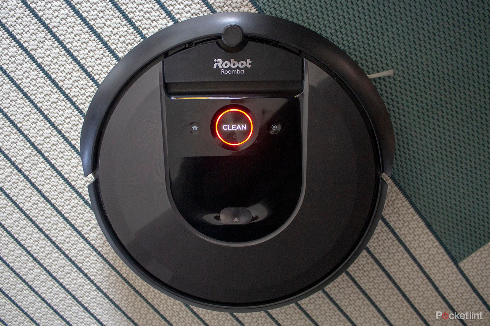 iRobot Roomba i7 review image 16