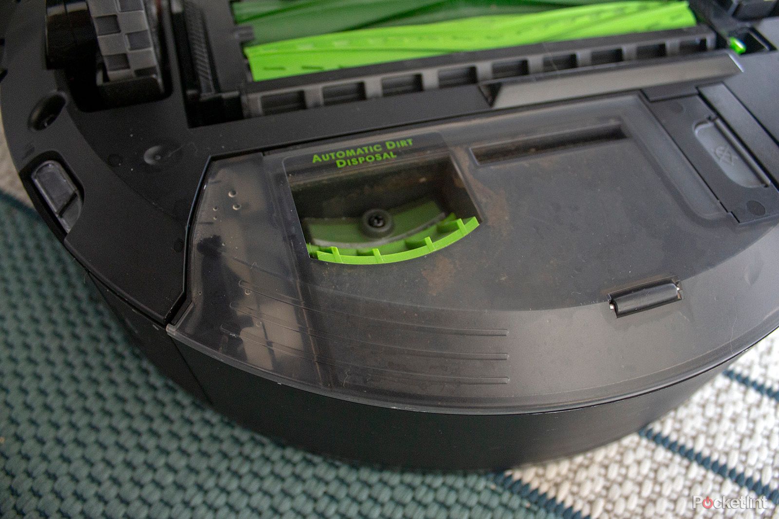 iRobot Roomba i7 review image 20
