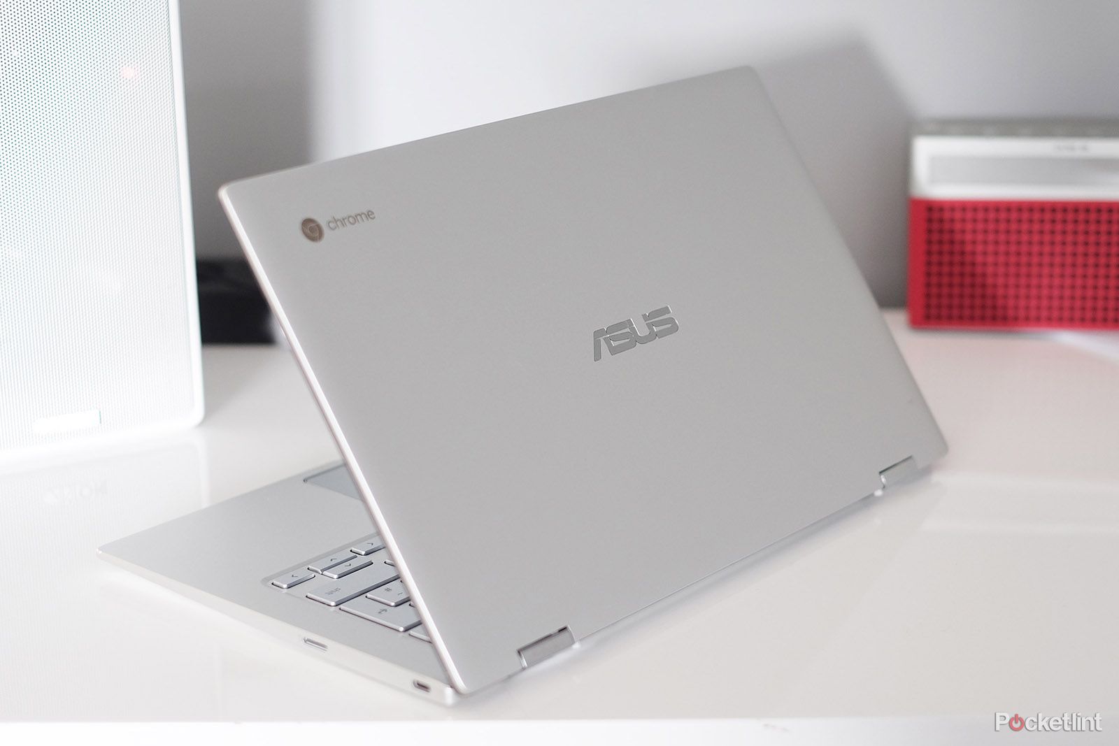 Asus Chromebook Flip C434 review image 2