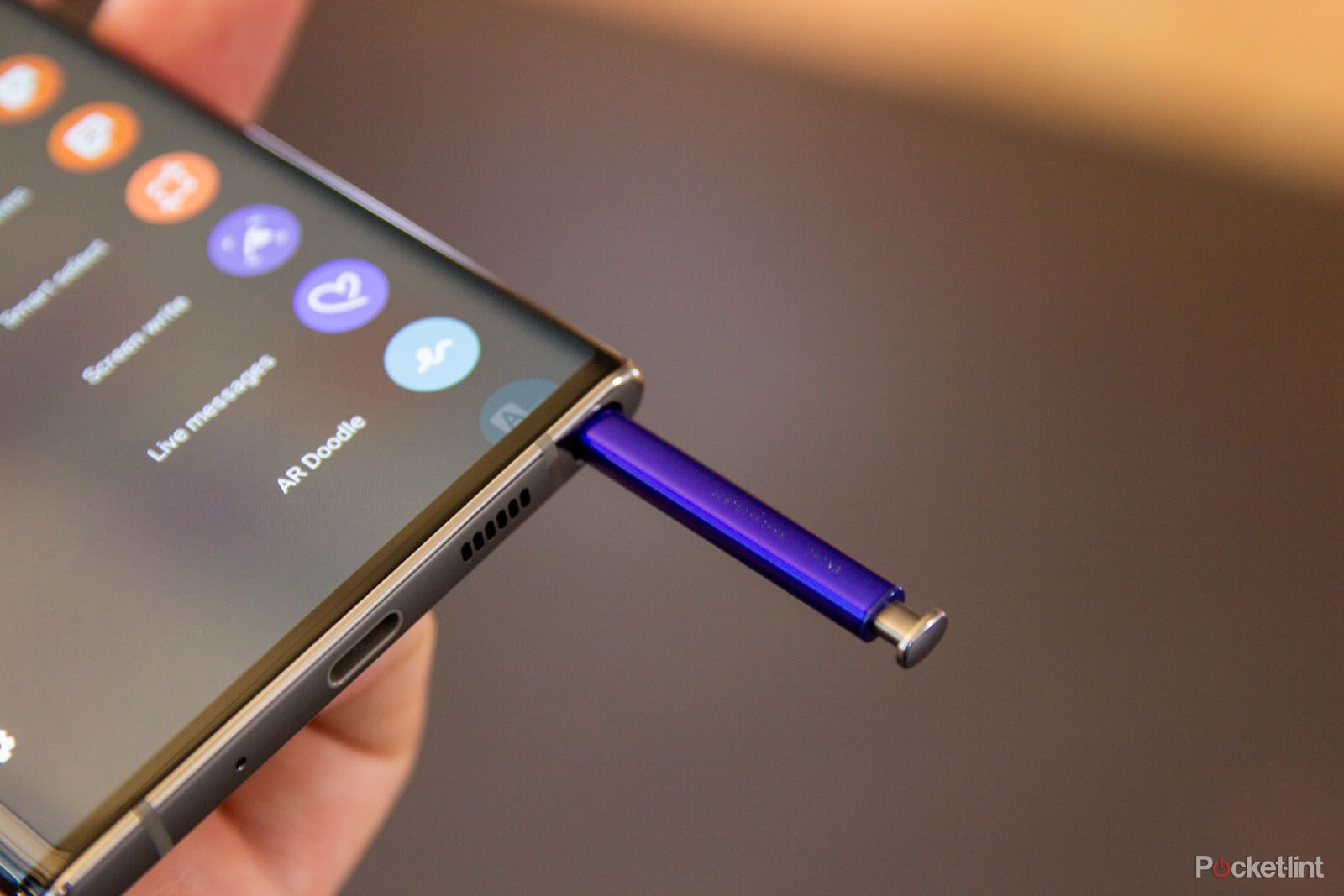 Samsung Galaxy Note 10 Plus review: should you spend for the stylus? - The  Verge