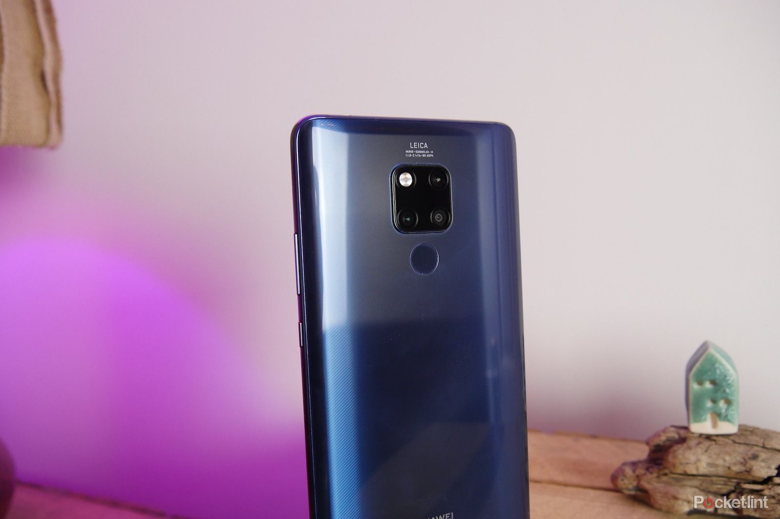 The Huawei Mate 20 X 5G is now available for pre-order on EE image 1