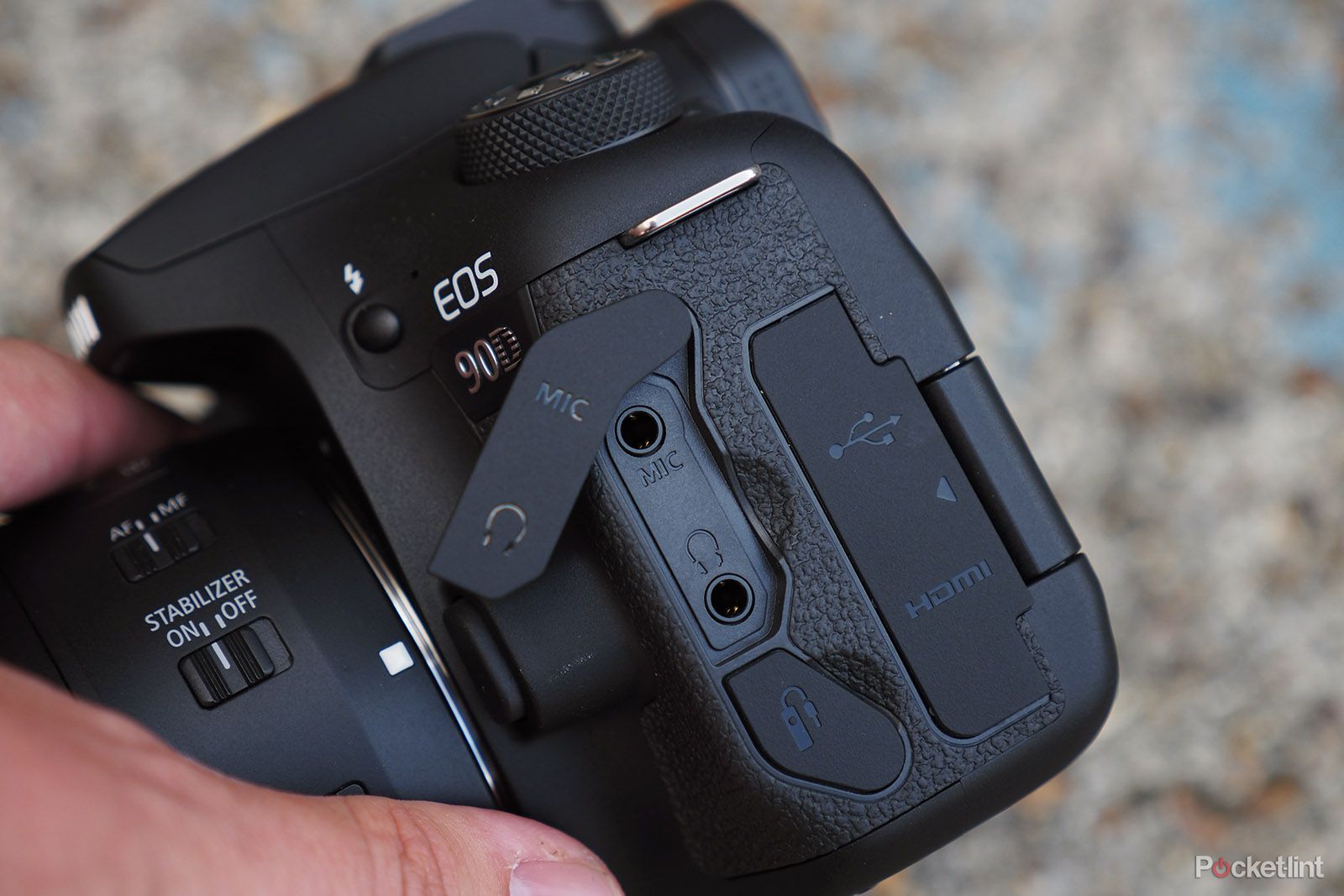 Canon EOS 90D review image 10