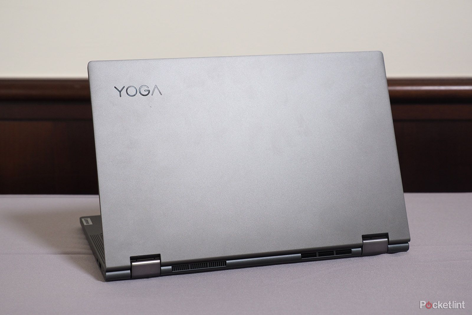 Lenovo Yoga C640 review image 4