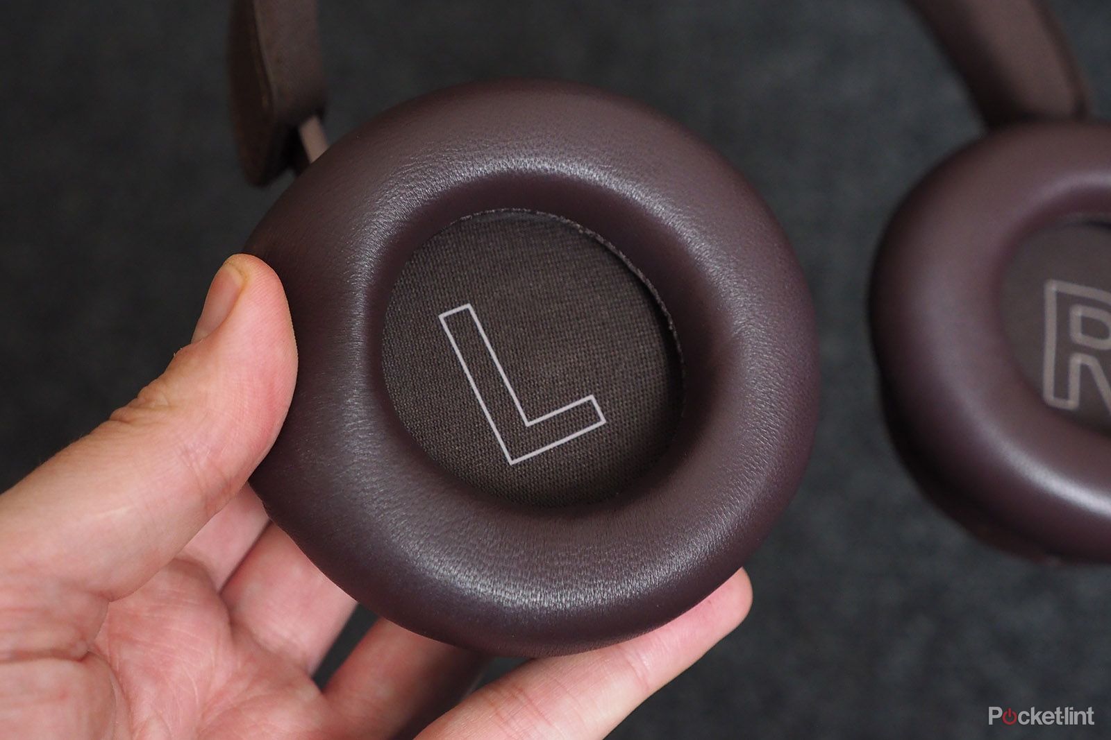 BO Beoplay H9 2019 review brown image 9
