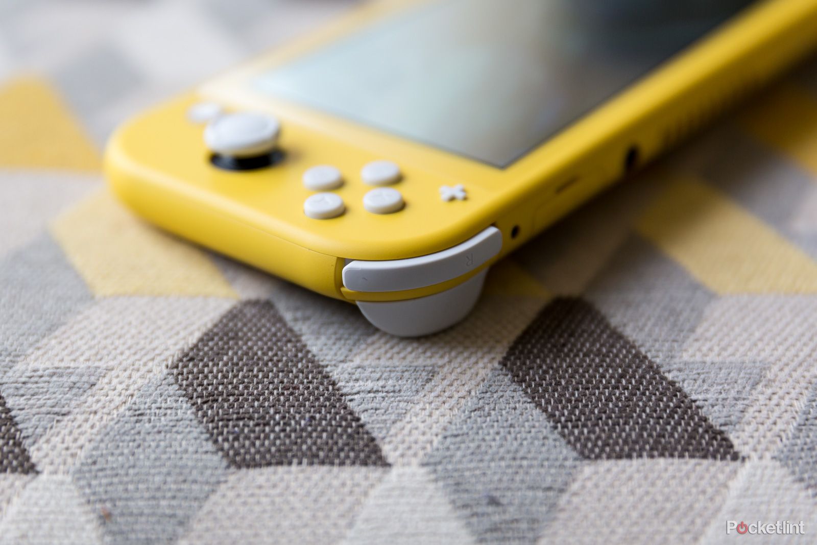 Nintendo Switch Lite review shots image 8