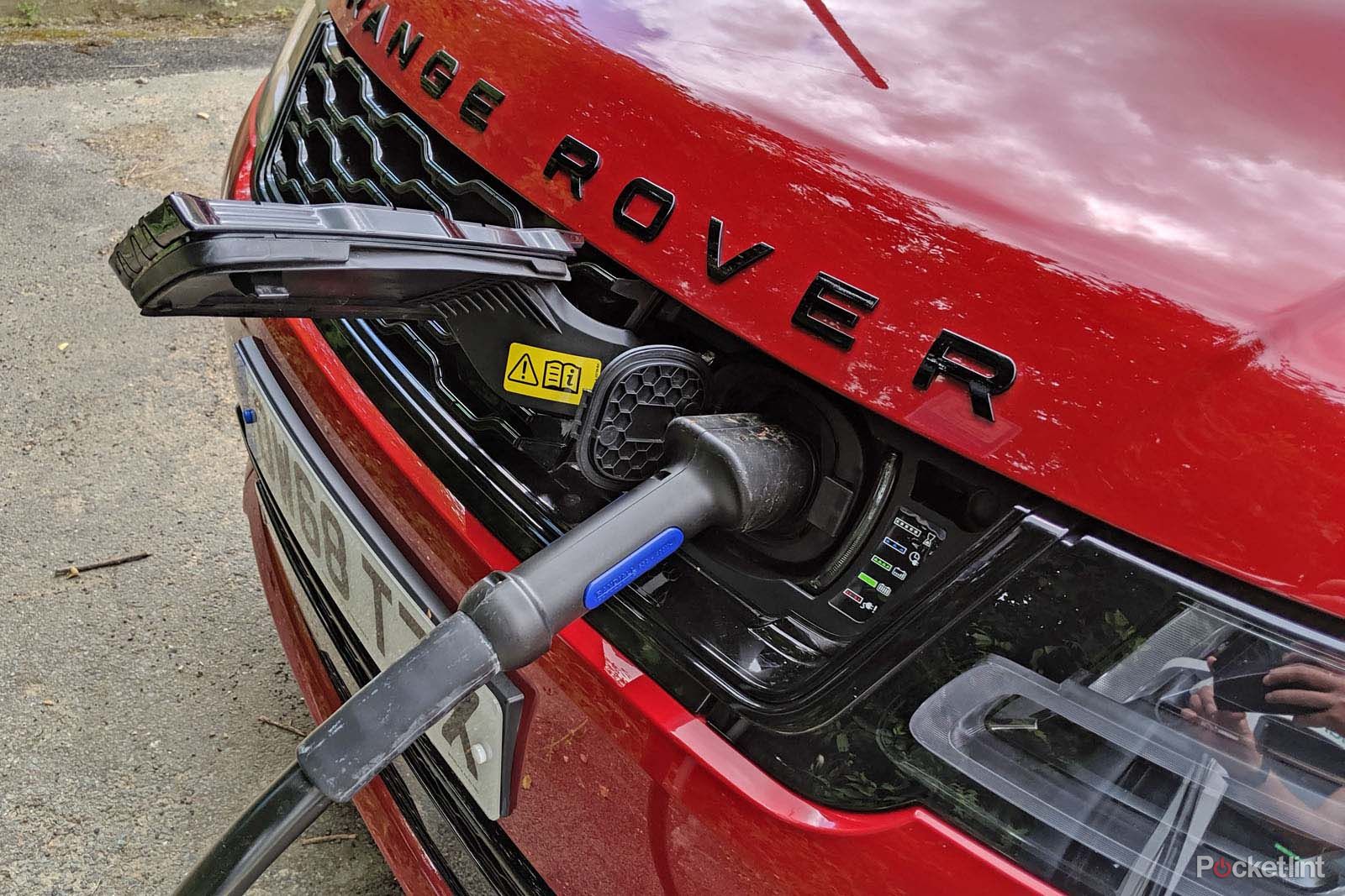 A fully electric Range Rover is coming soon image 1