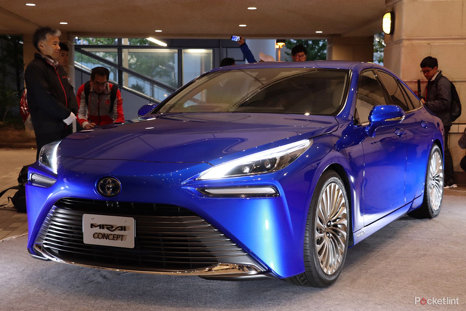 Toyota Mirai 2nd-gen 2020 in pictures image 1