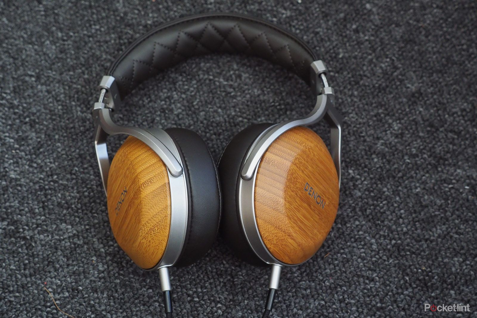 Denon AH-D9200 headphones review image 2
