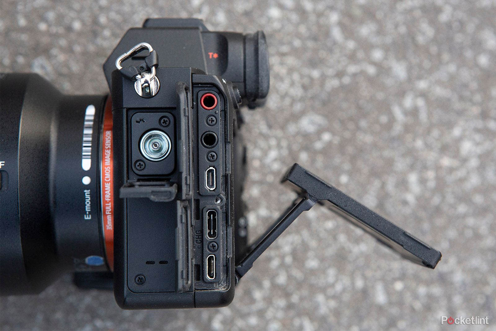 Sony A7R IV review product images image 3