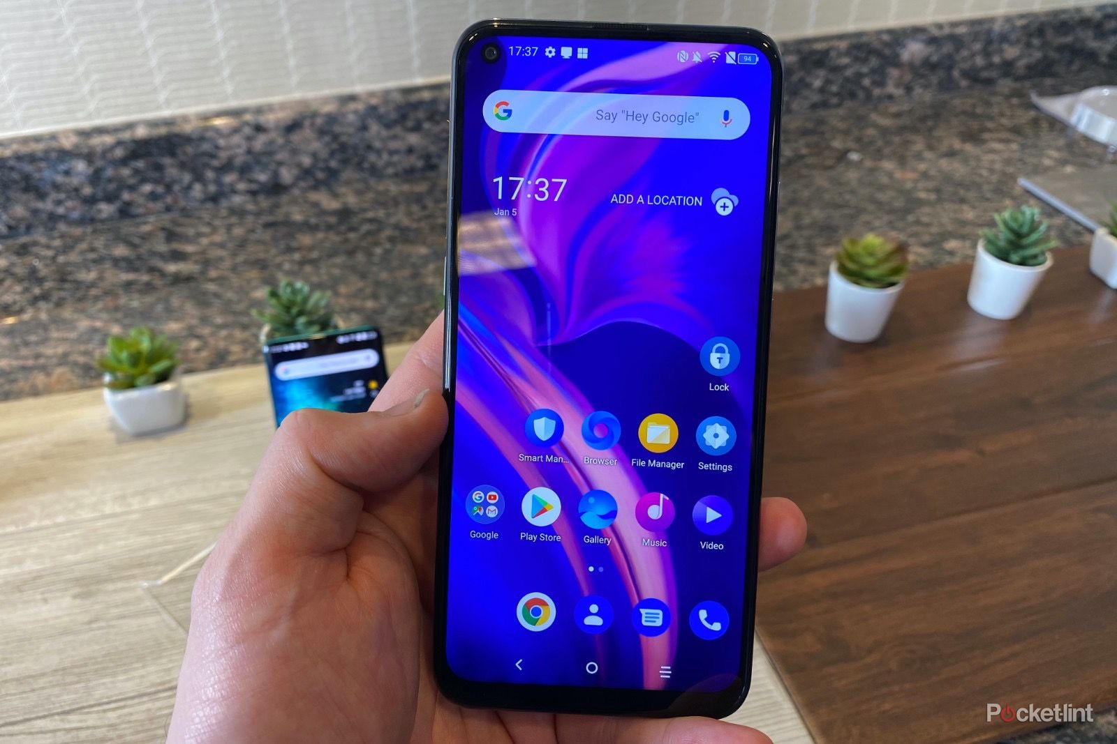 TCL 10 series aims to make 5G affordable