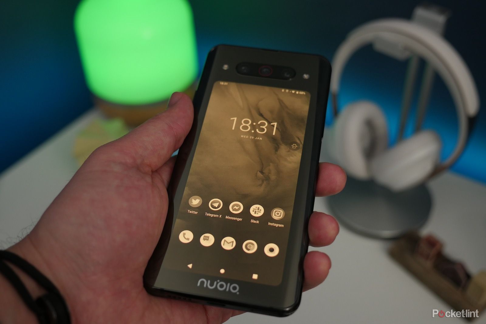 Nubia Z20 review image 1