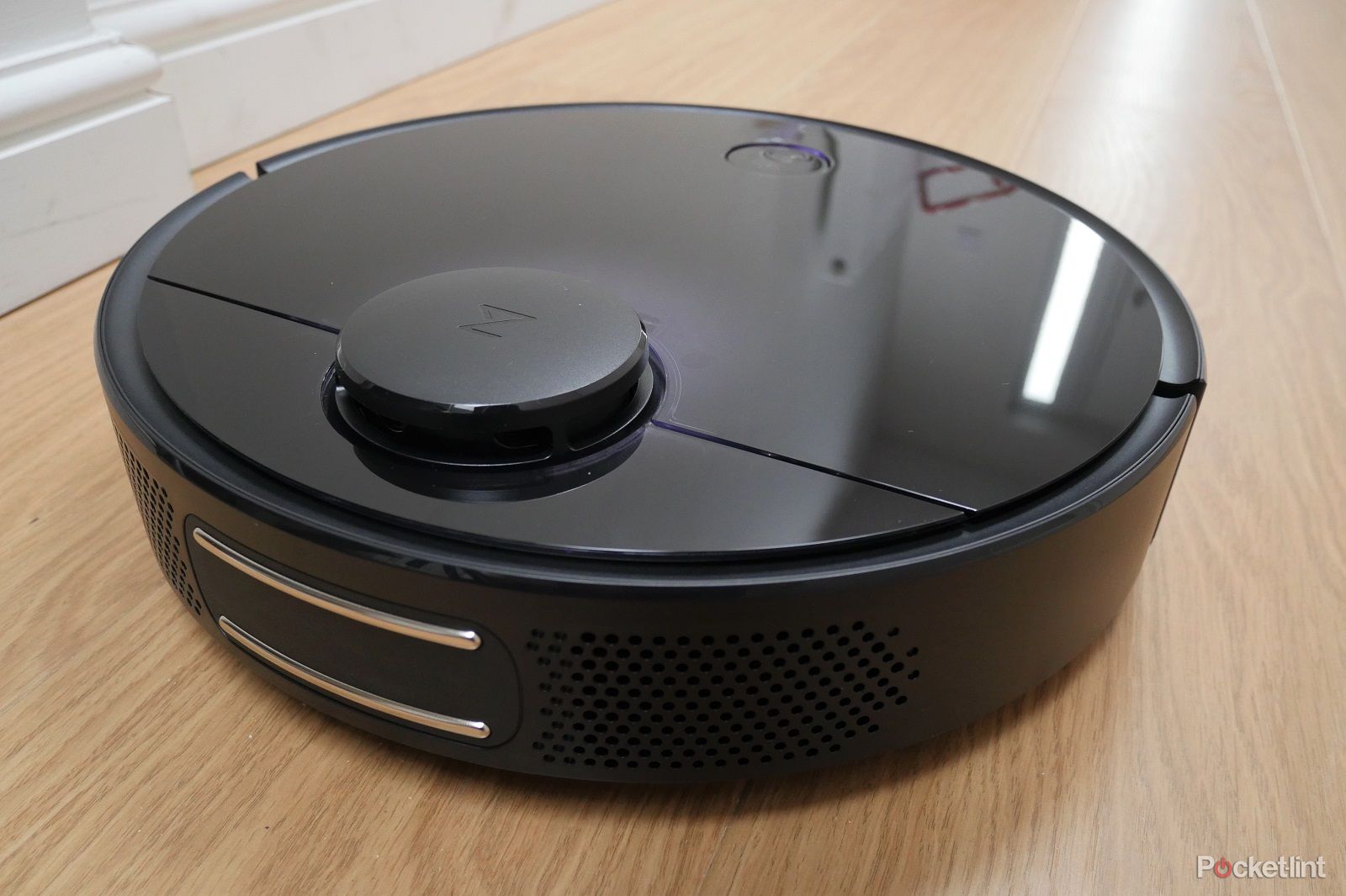 Give the gift of relaxation this valentines with Roborock’s robot vacuums from 24999 image 2