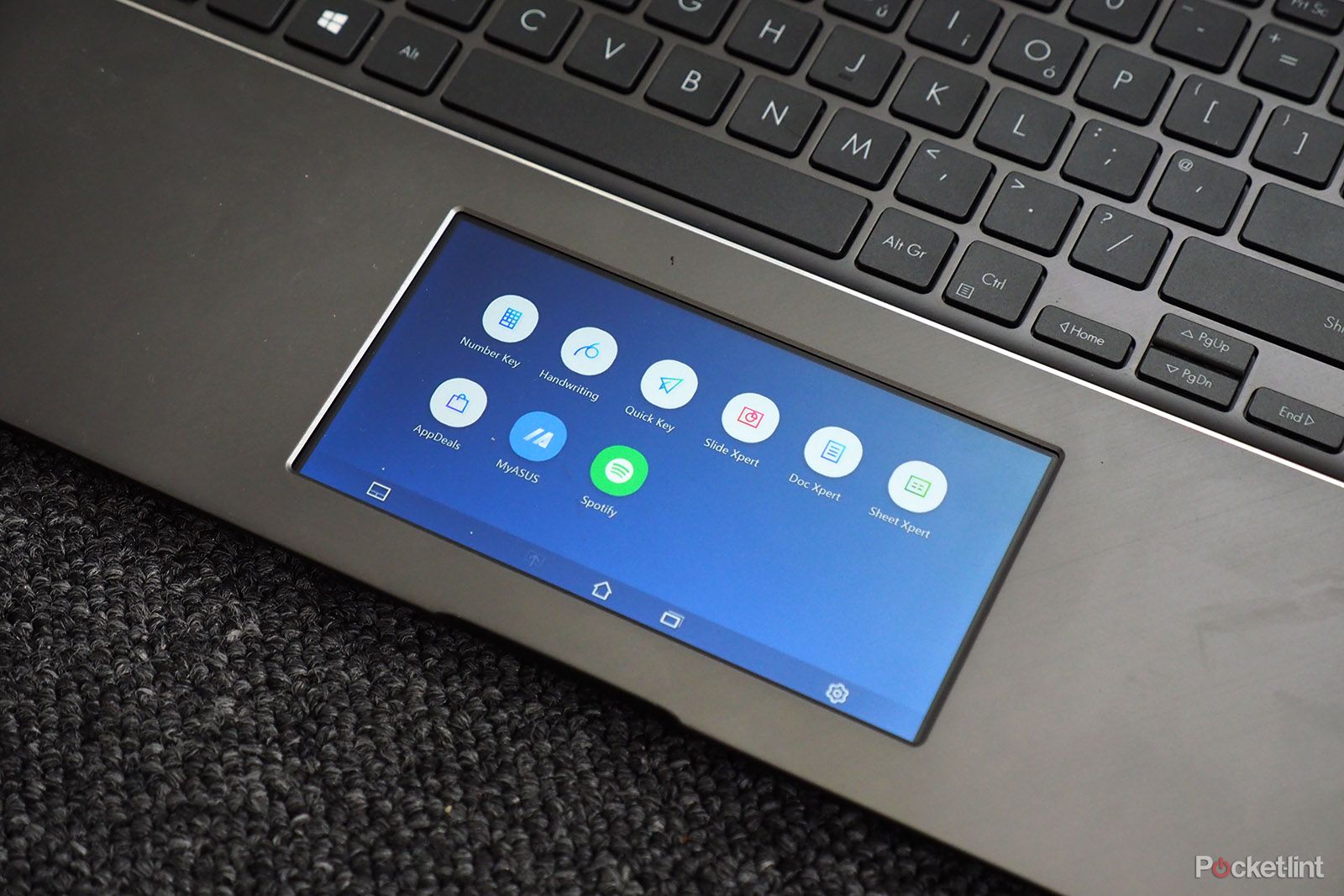 Обзор Asus ZenBook Flip 15 UX563F изображение 1